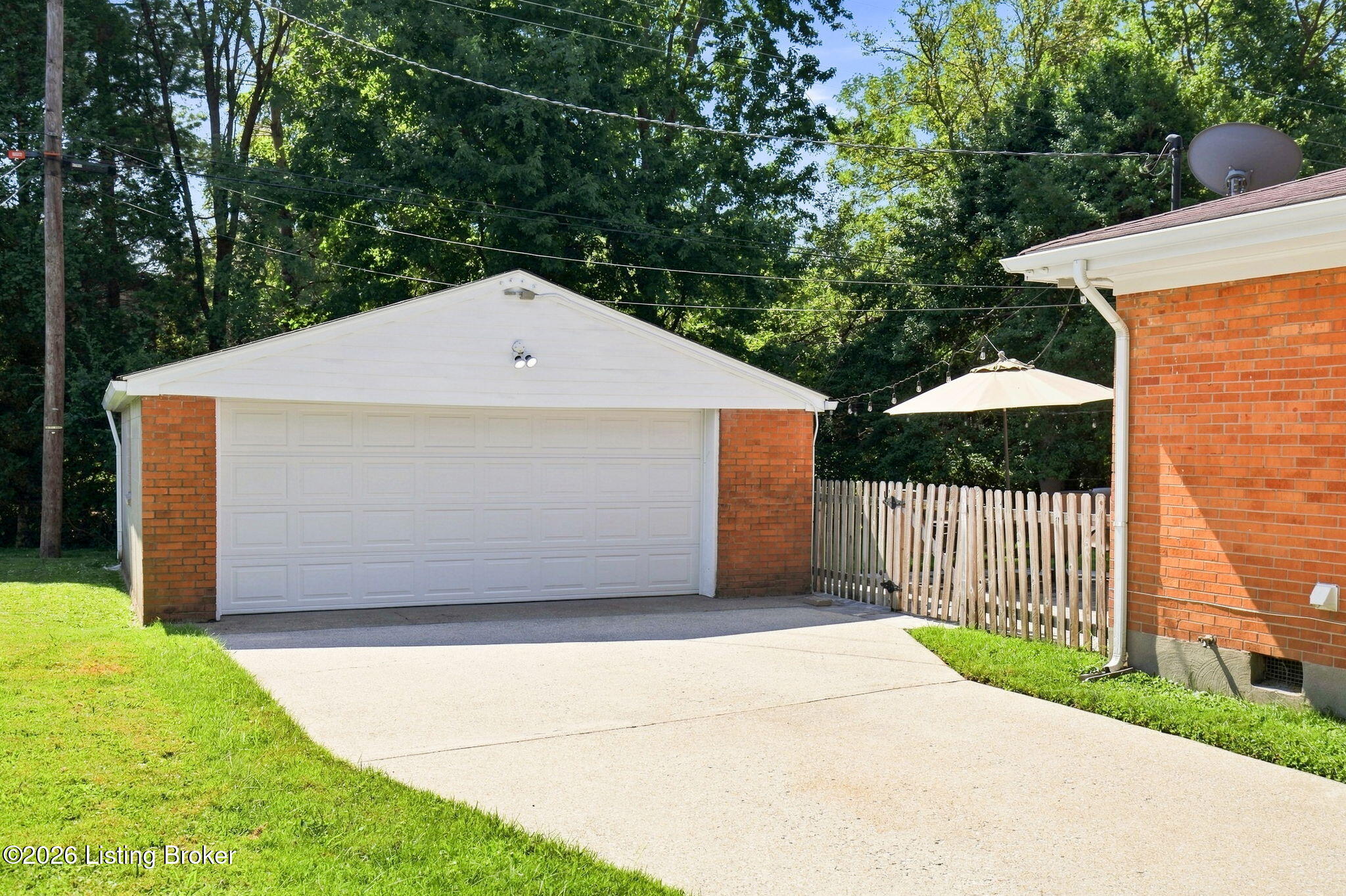 7904 Greenway Dr Property Photo 39