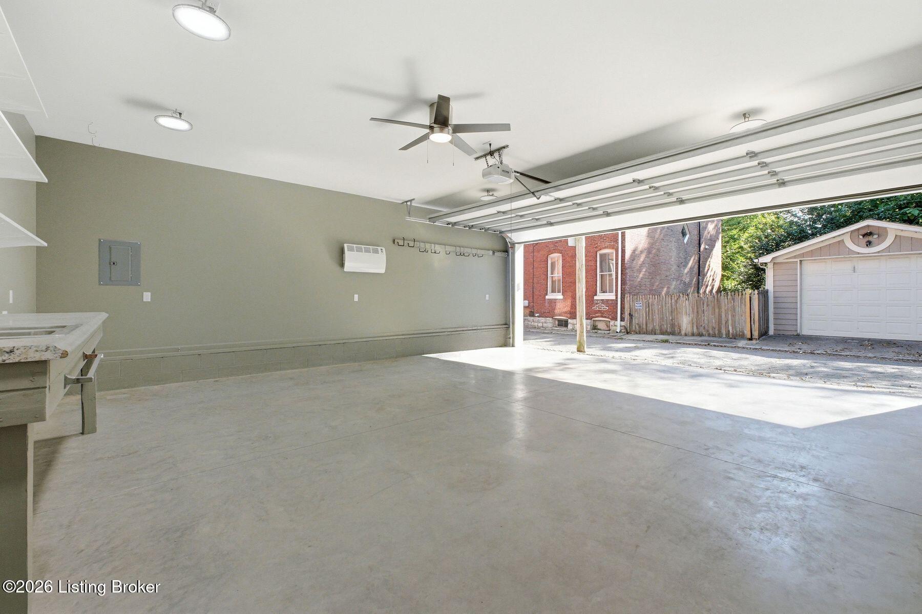 1031 S 7th St Property Photo 31