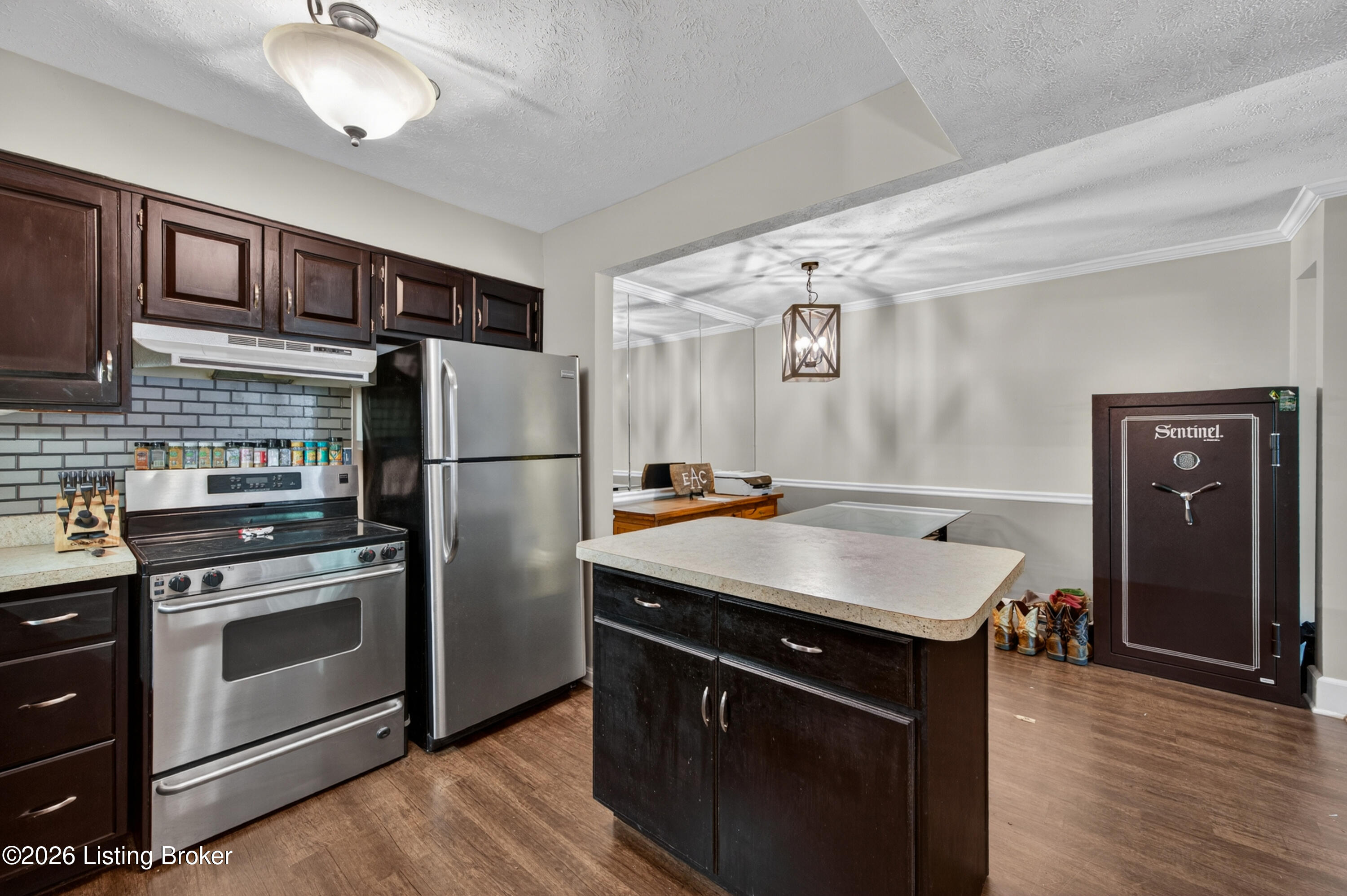 8007 Montero Dr # F6 Property Photo 12