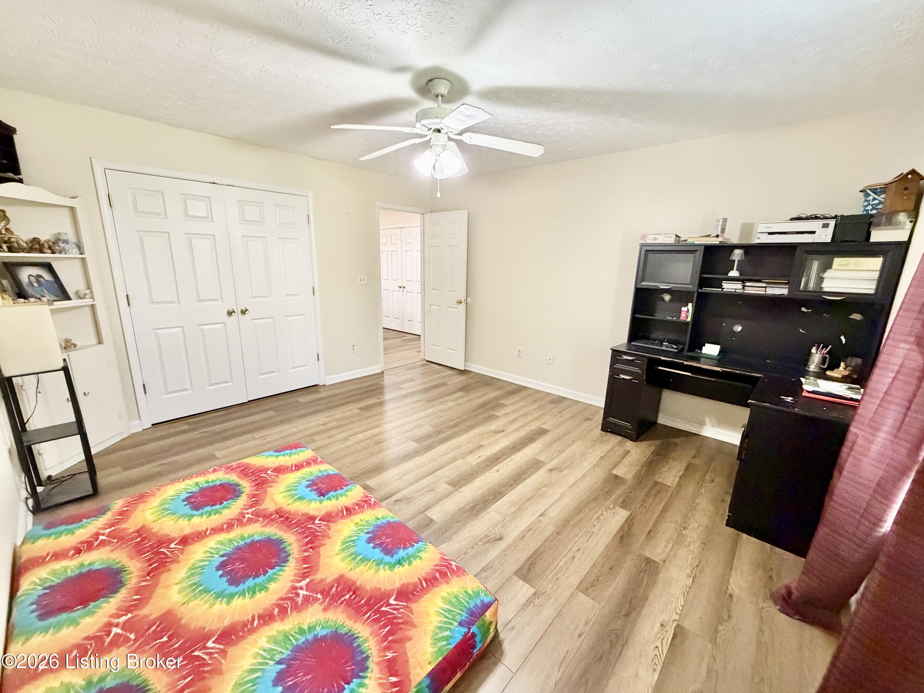 111 Clover Ct Property Photo 10