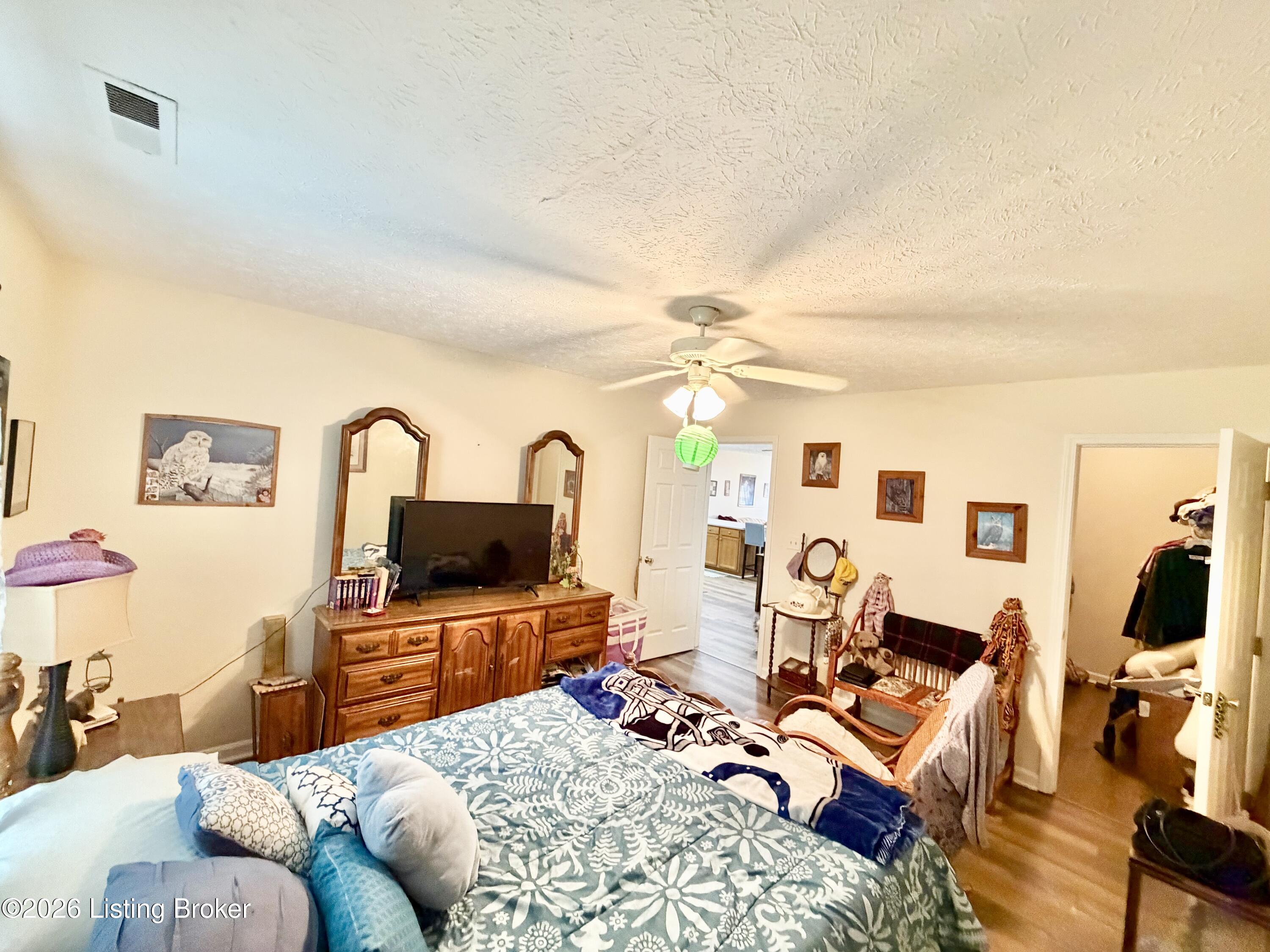 111 Clover Ct Property Photo 12