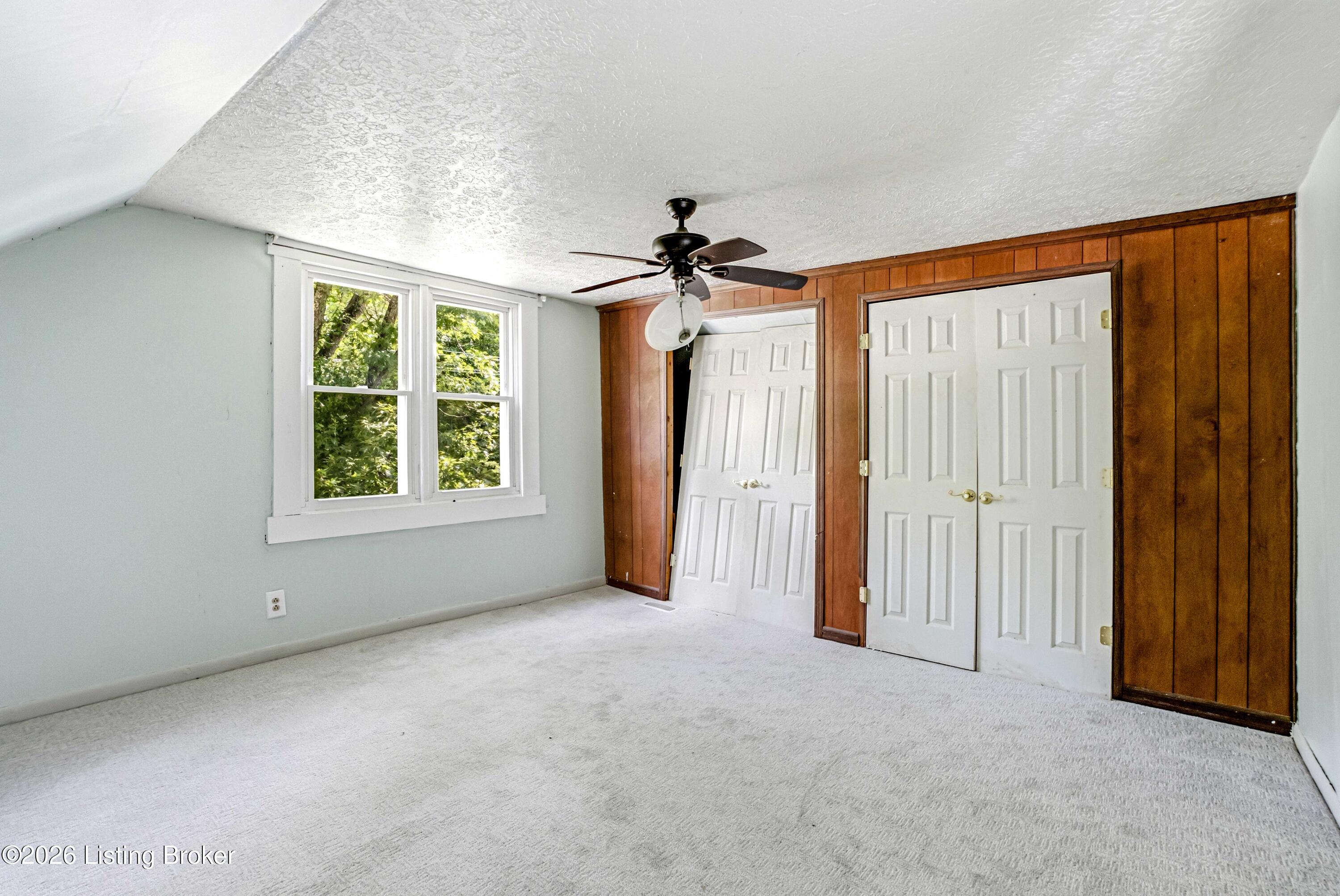 689 Graefenburg Rd Property Photo 27