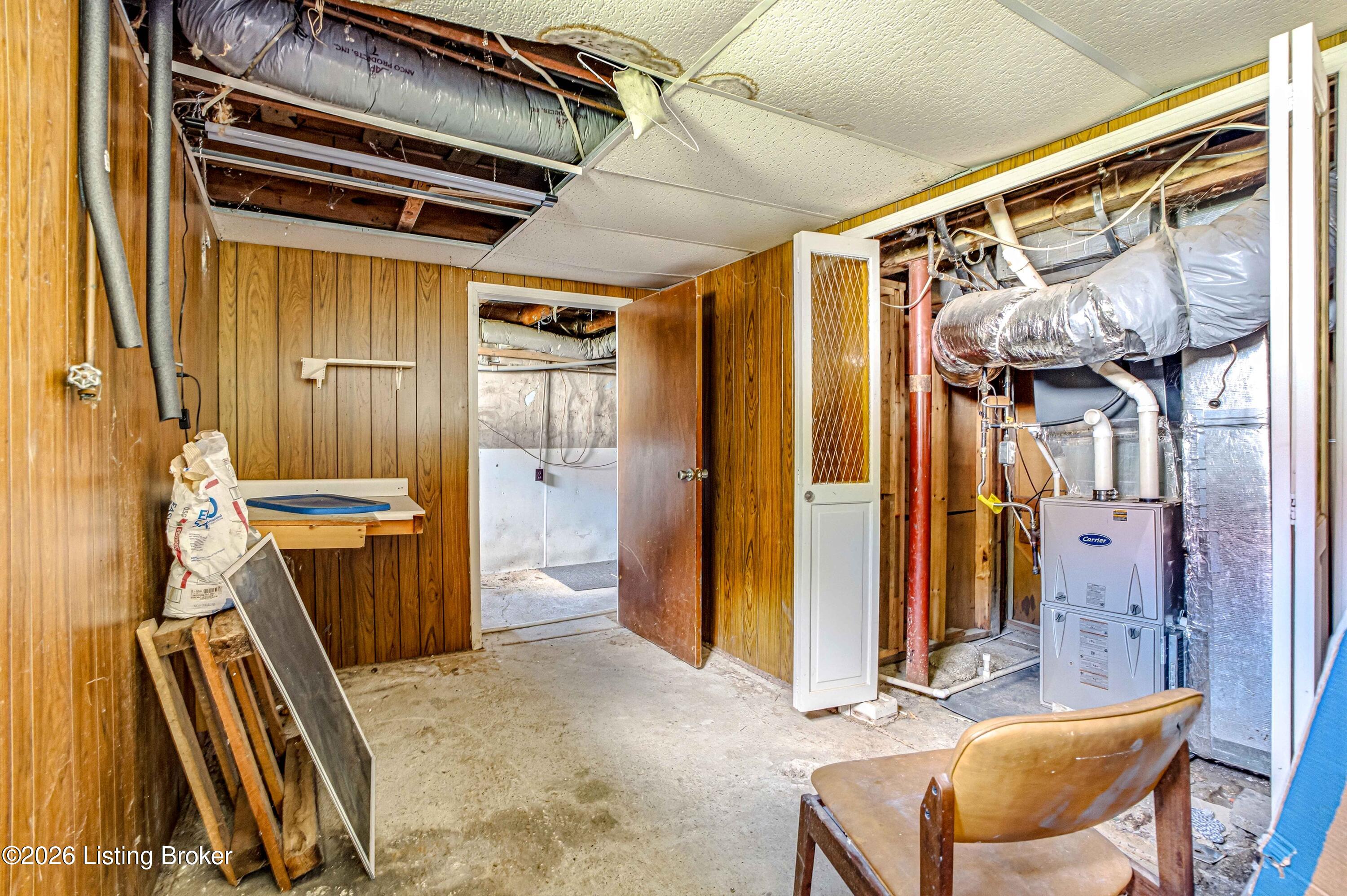689 Graefenburg Rd Property Photo 33