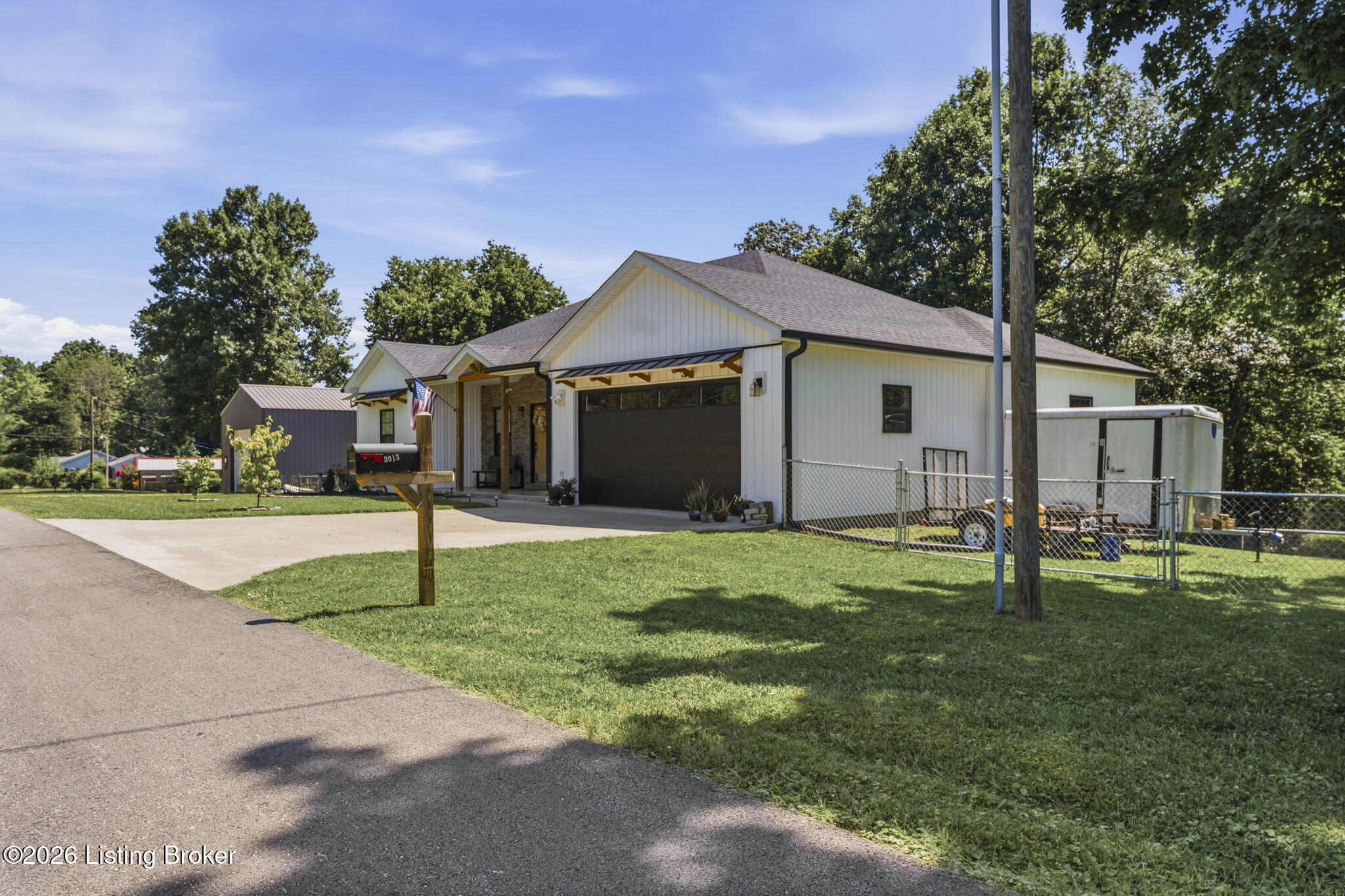 3013 Centerview Rough River Ln Property Photo 21