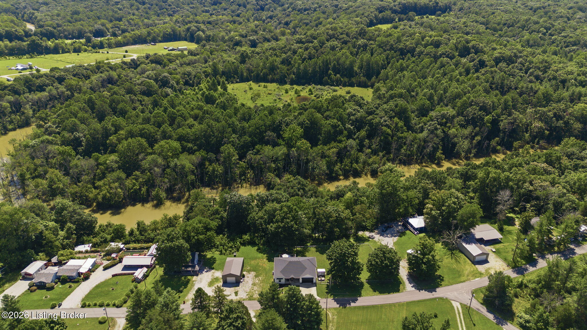 3013 Centerview Rough River Ln Property Photo 45