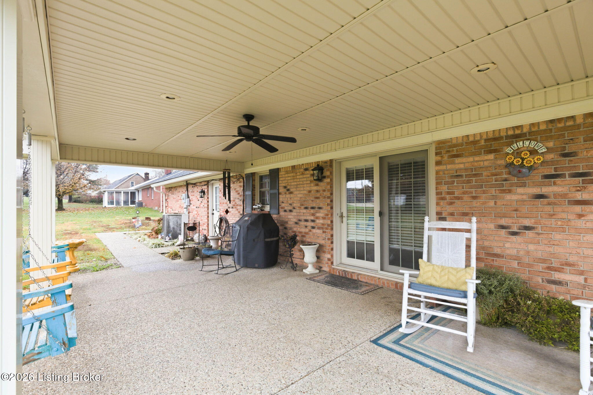 114 Windsor Ave Property Photo 55