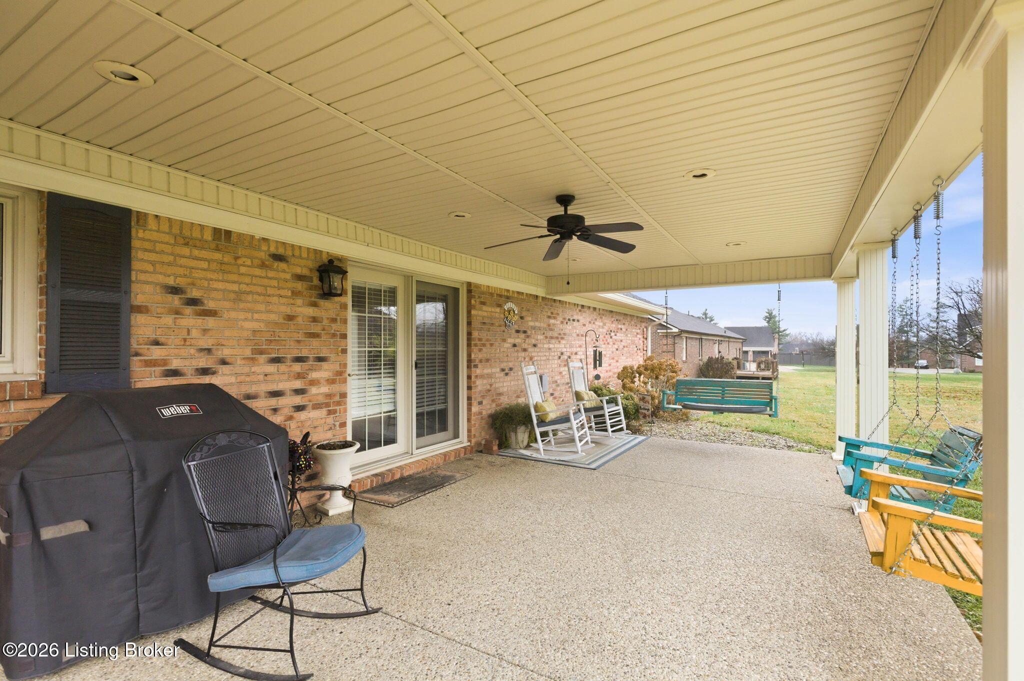 114 Windsor Ave Property Photo 56