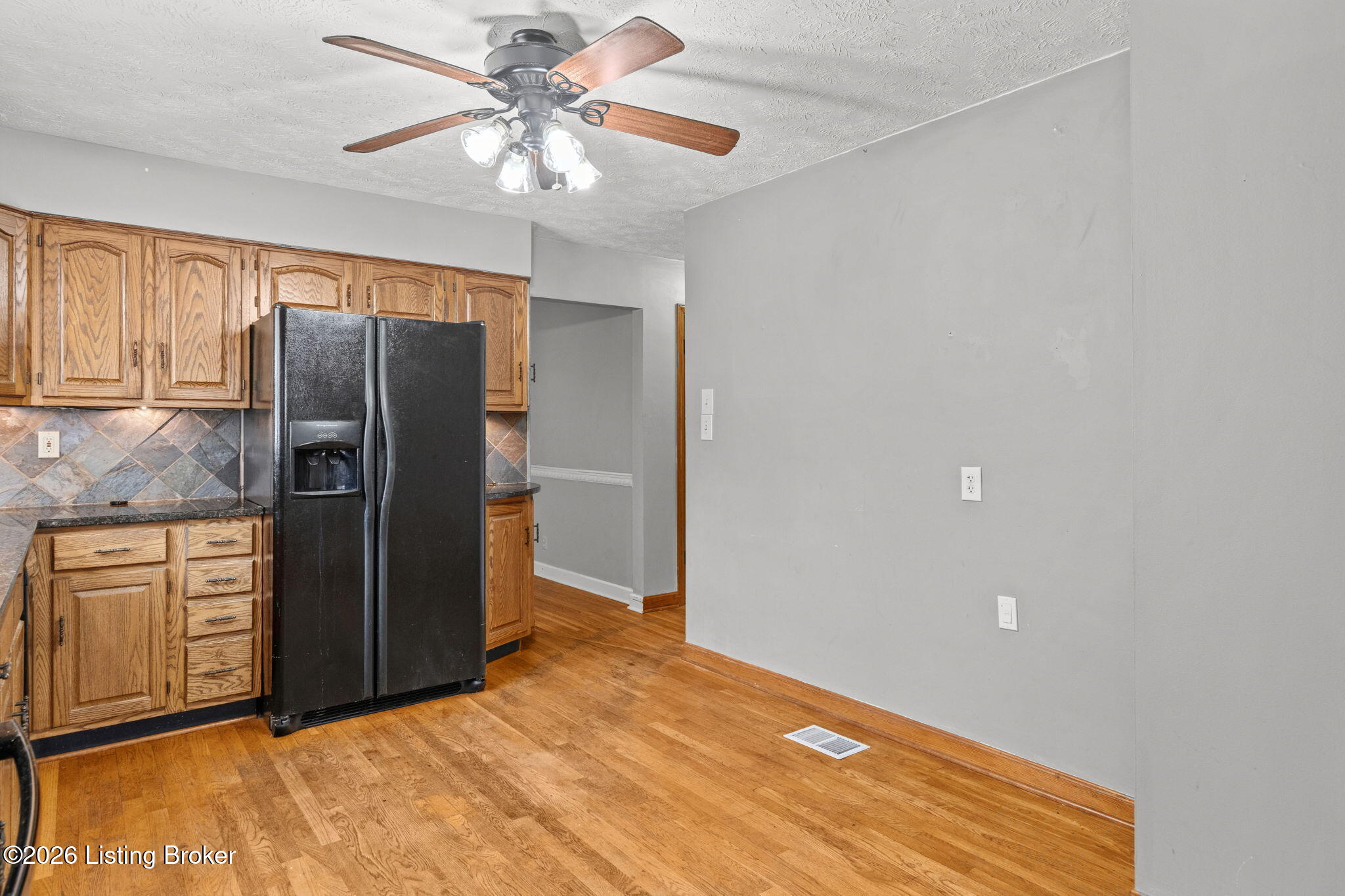 1582 Raydale Dr Property Photo 30