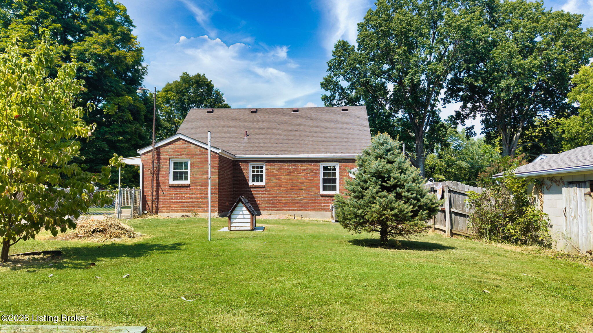 1582 Raydale Dr Property Photo 43