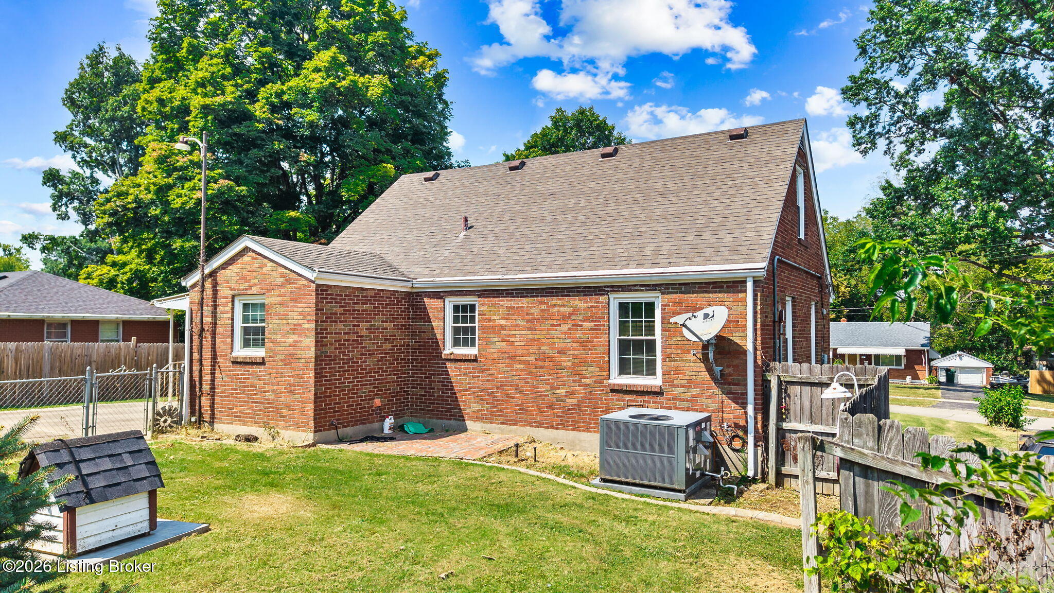 1582 Raydale Dr Property Photo 52
