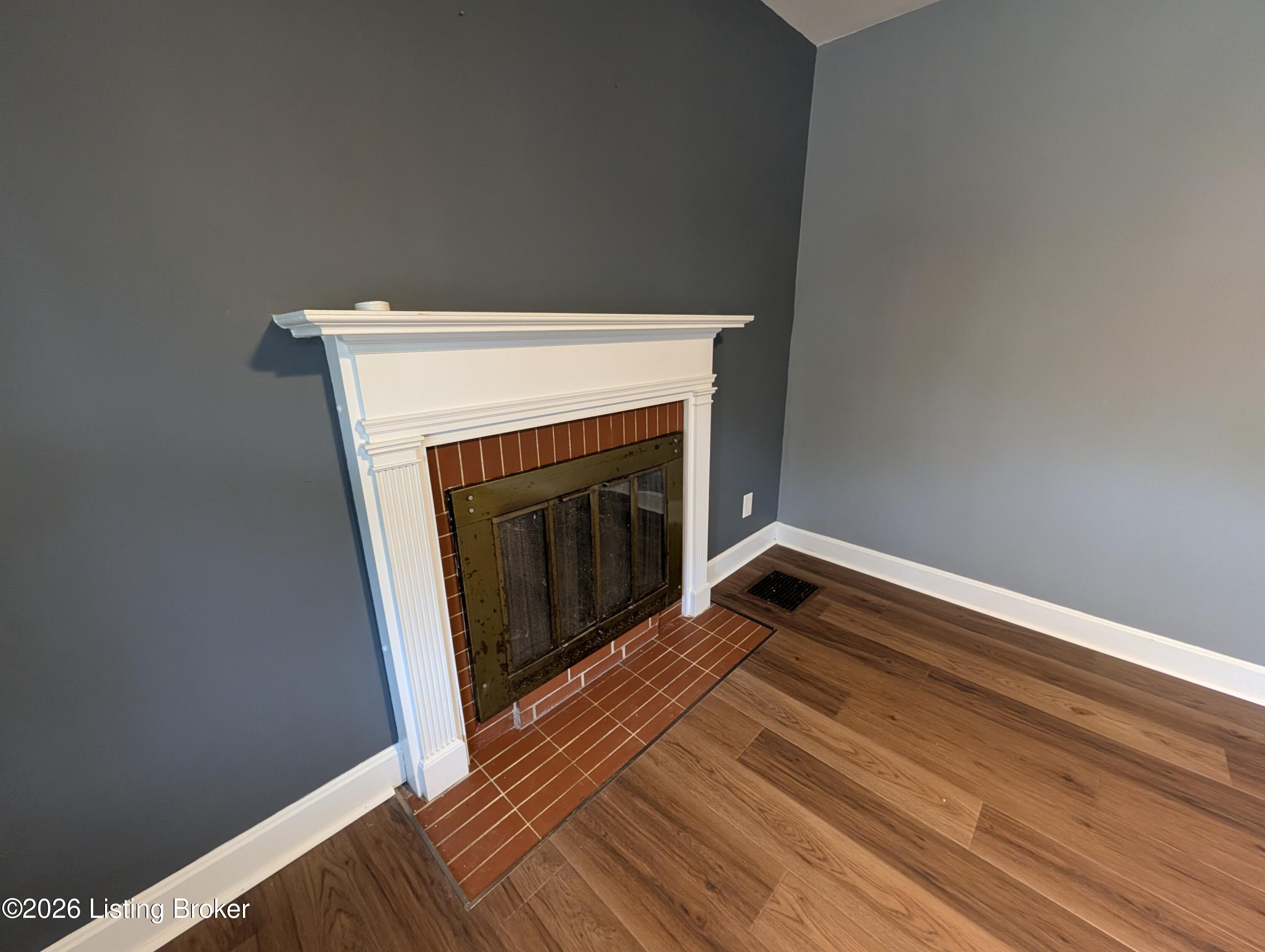 5010 Laughlin Ave Property Photo 7