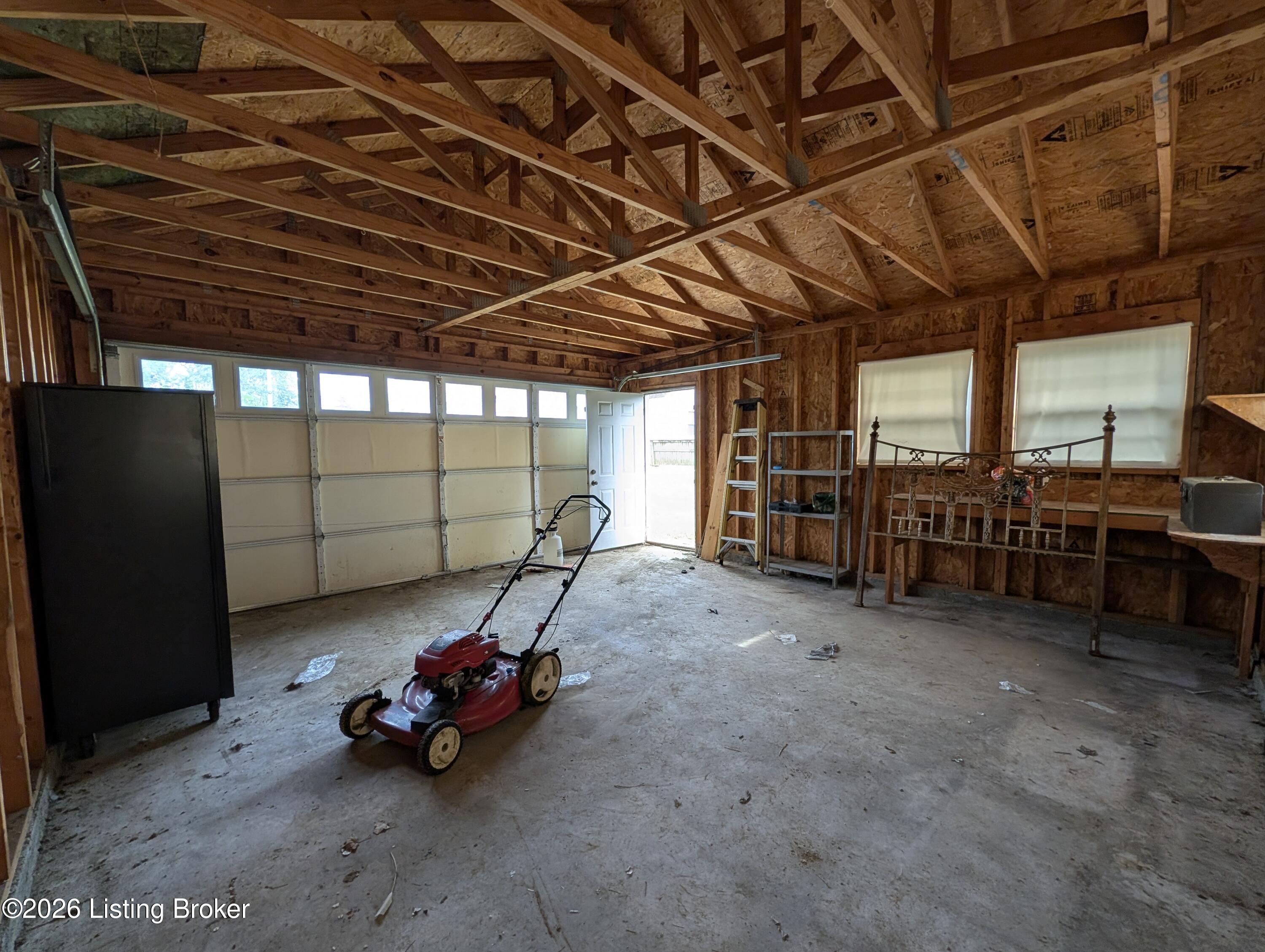 5010 Laughlin Ave Property Photo 31