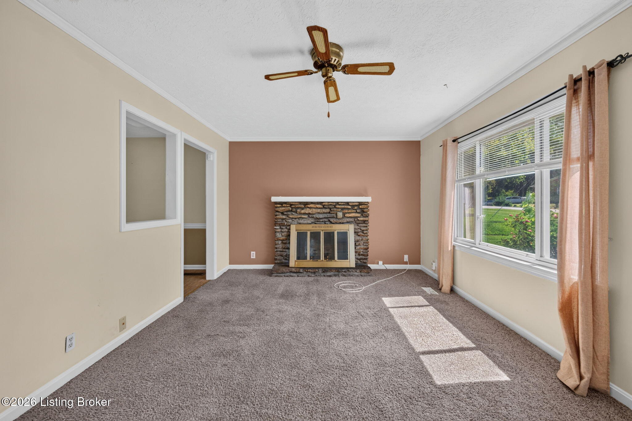 6705 Robin Rd Property Photo 2