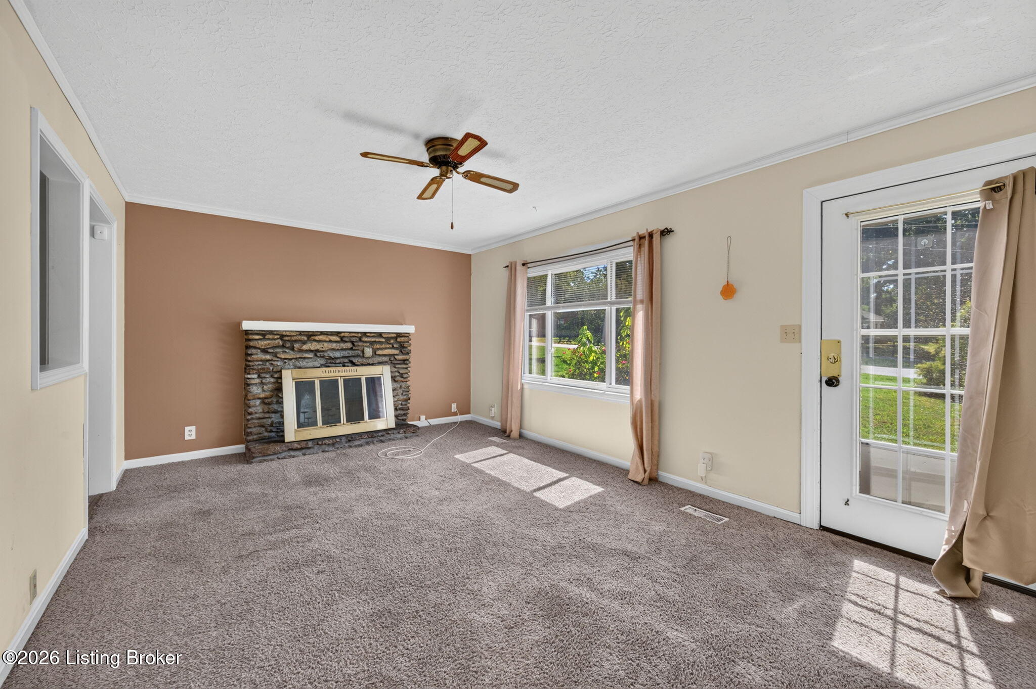 6705 Robin Rd Property Photo 3