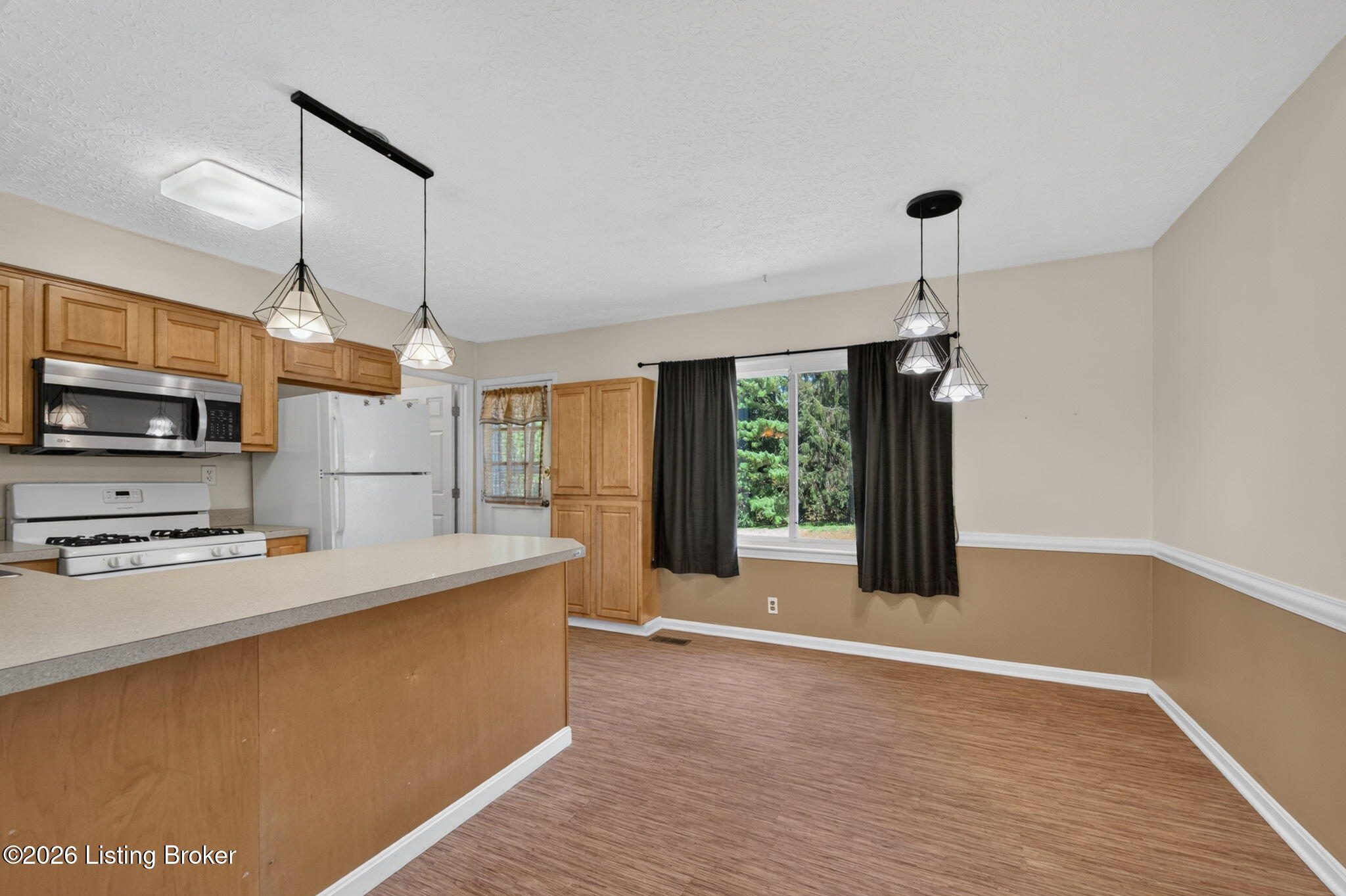 6705 Robin Rd Property Photo 6