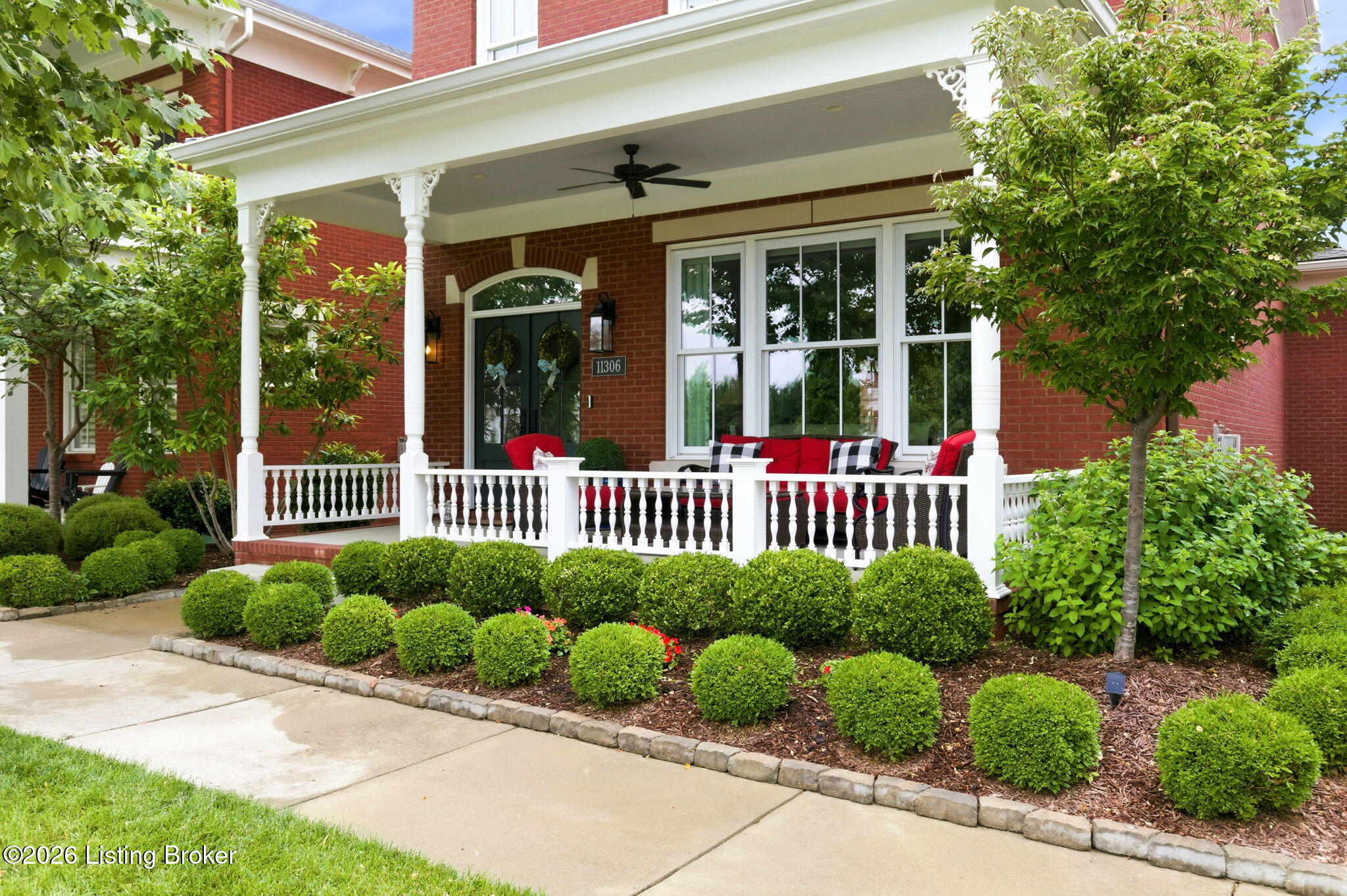 11306 Peppermint St Property Photo 3