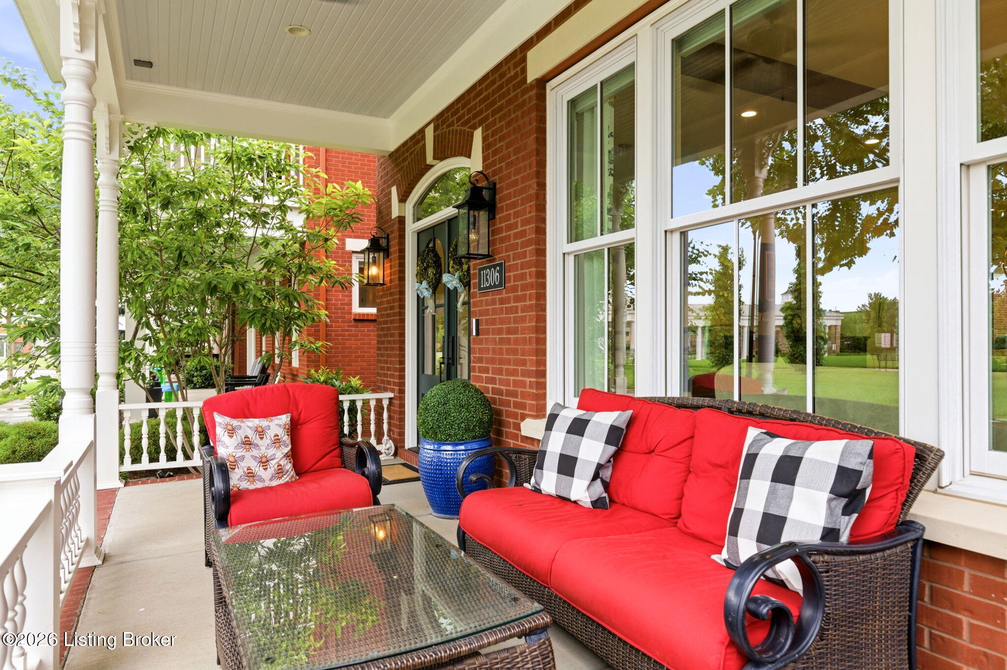 11306 Peppermint St Property Photo 6