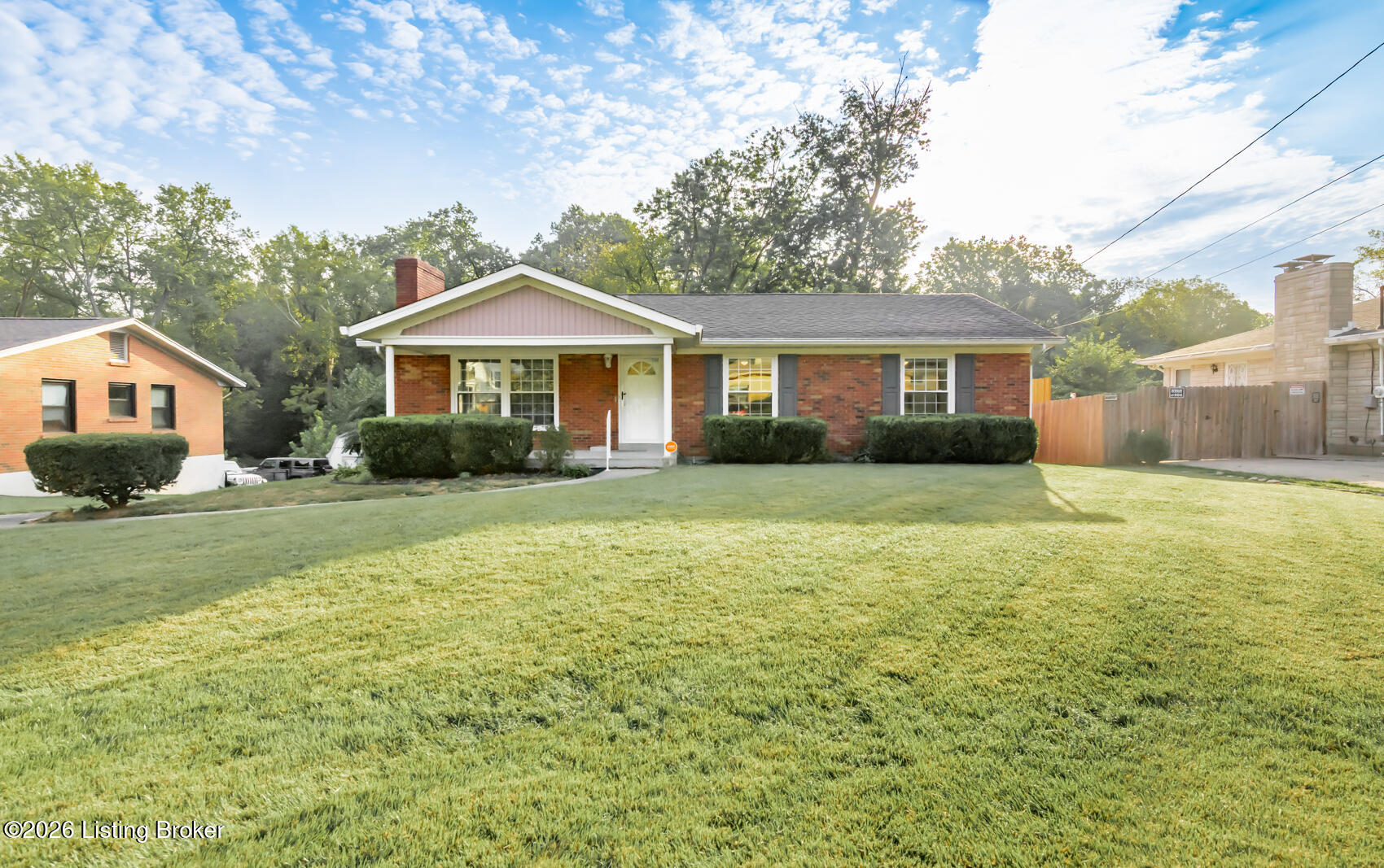 4403 Southridge Dr Property Photo 1