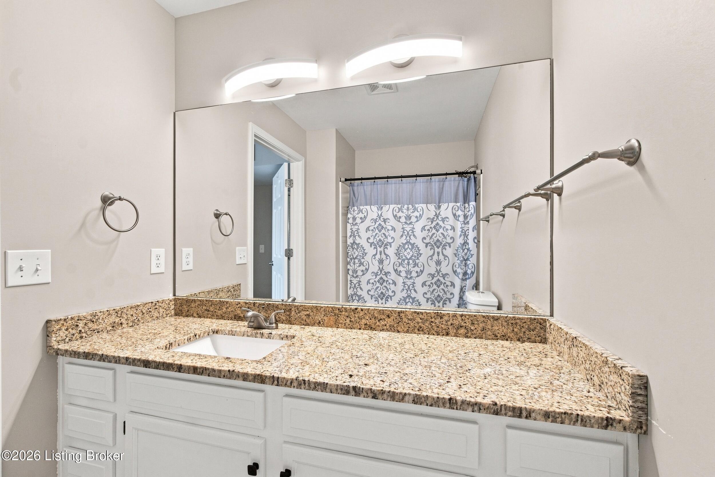 6520 Brook Bend Way 102 Property Photo 13