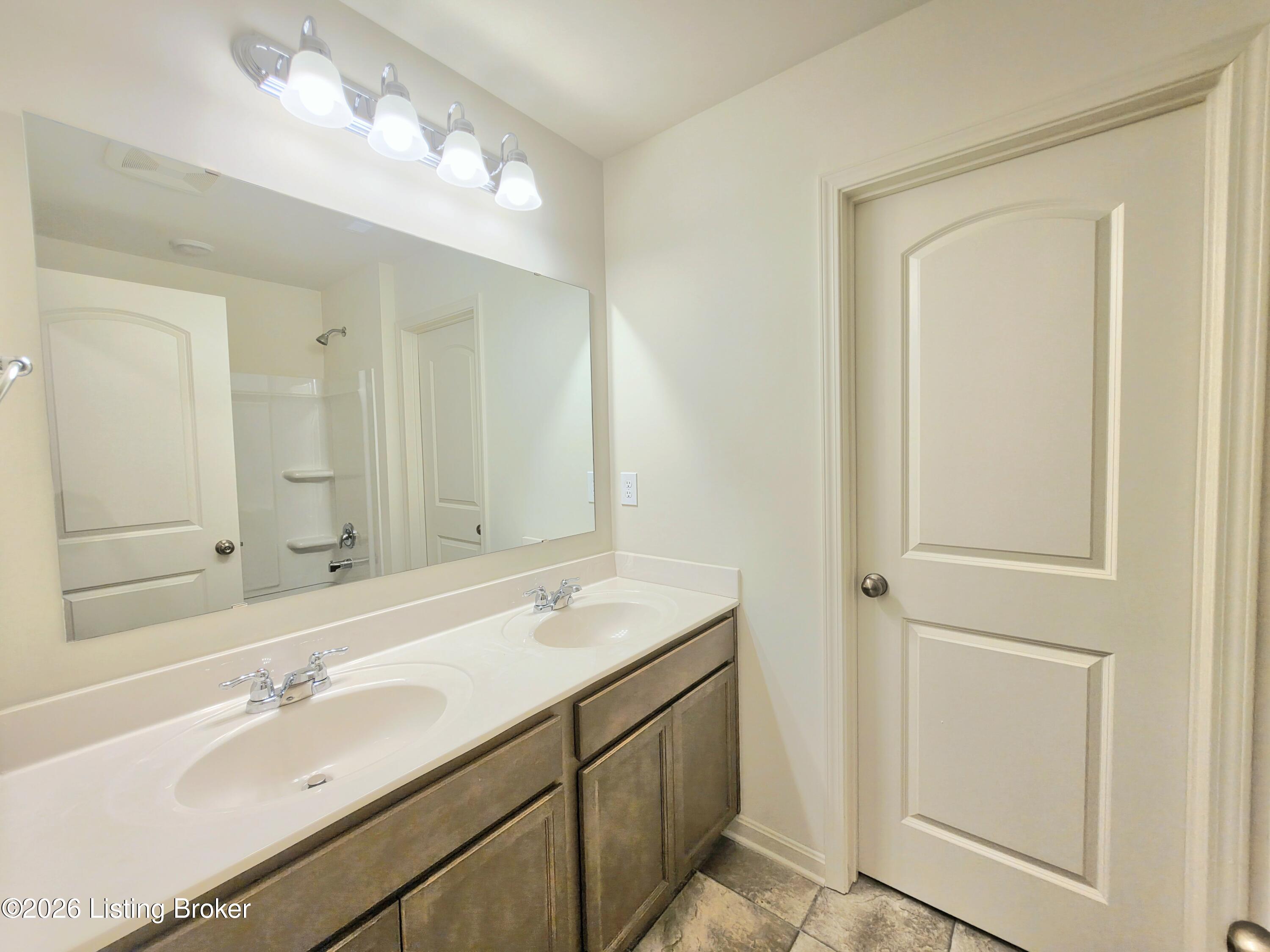 4609 Golden Eagle Dr Property Photo 28