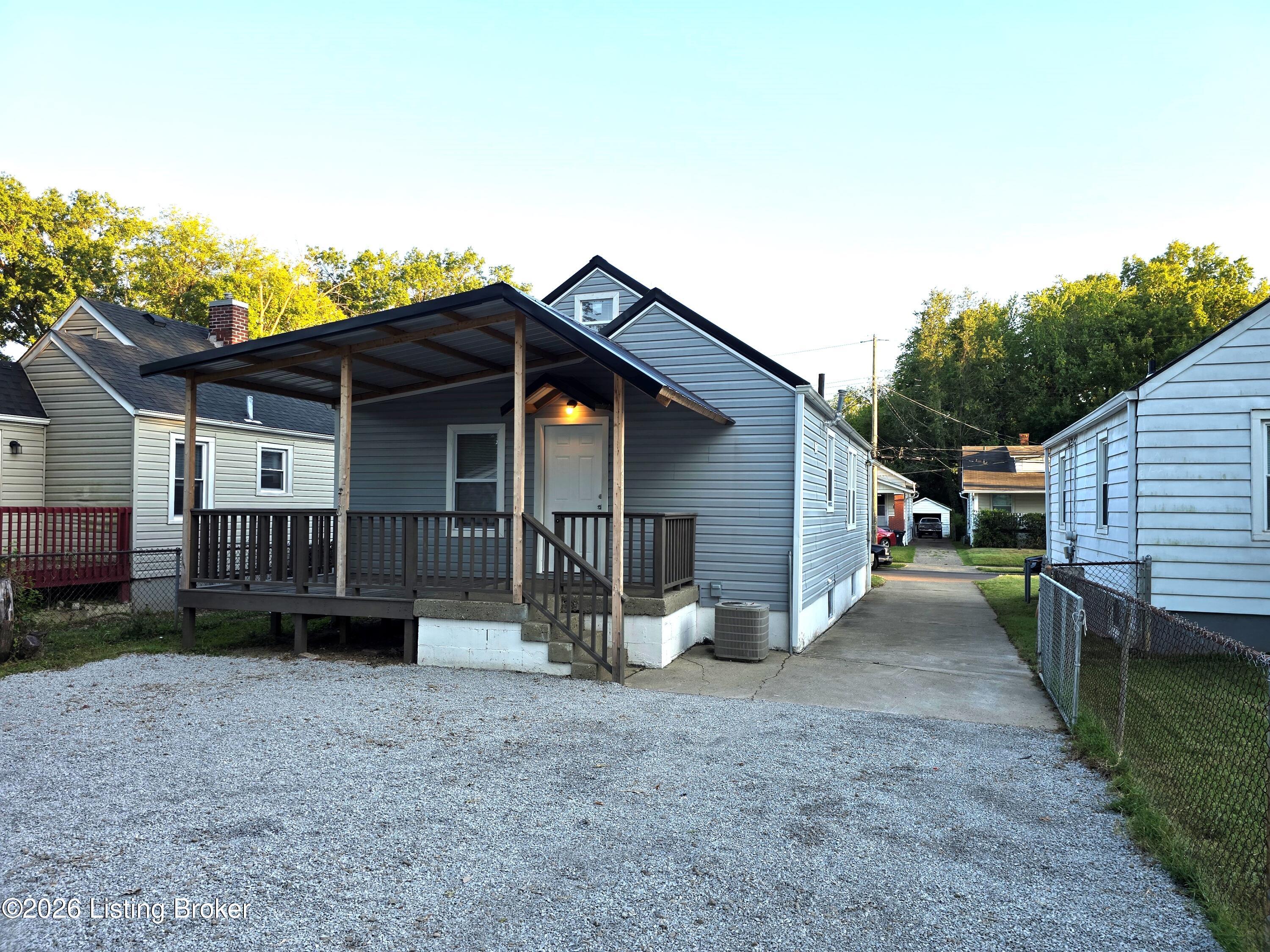 1209 Bicknell Ave Property Photo 6