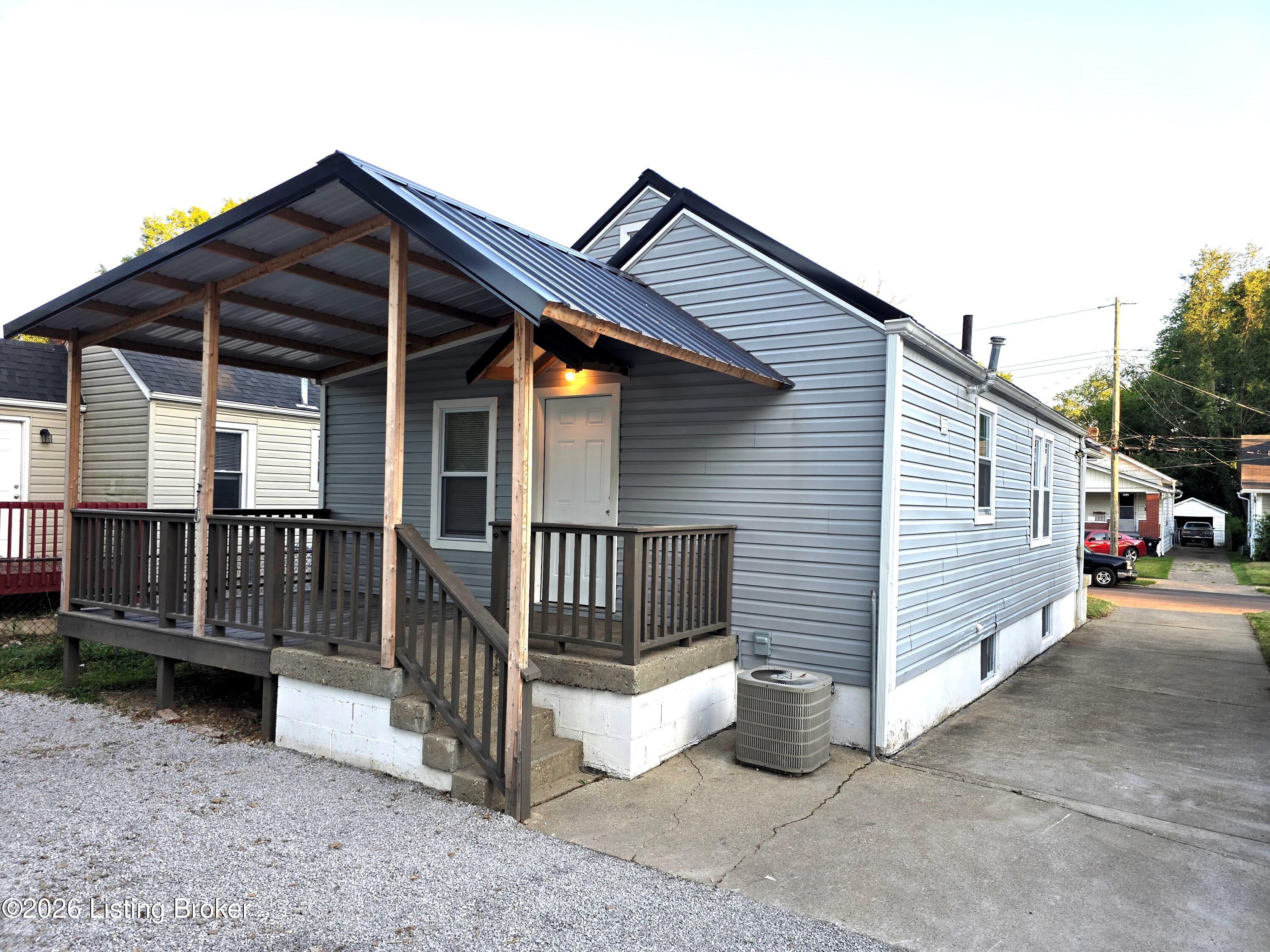 1209 Bicknell Ave Property Photo 8