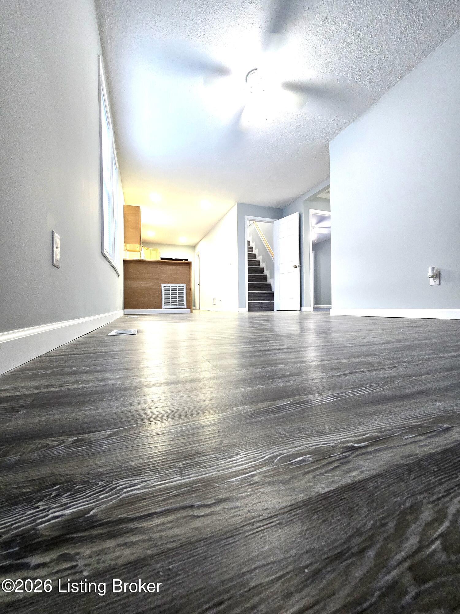 1209 Bicknell Ave Property Photo 9