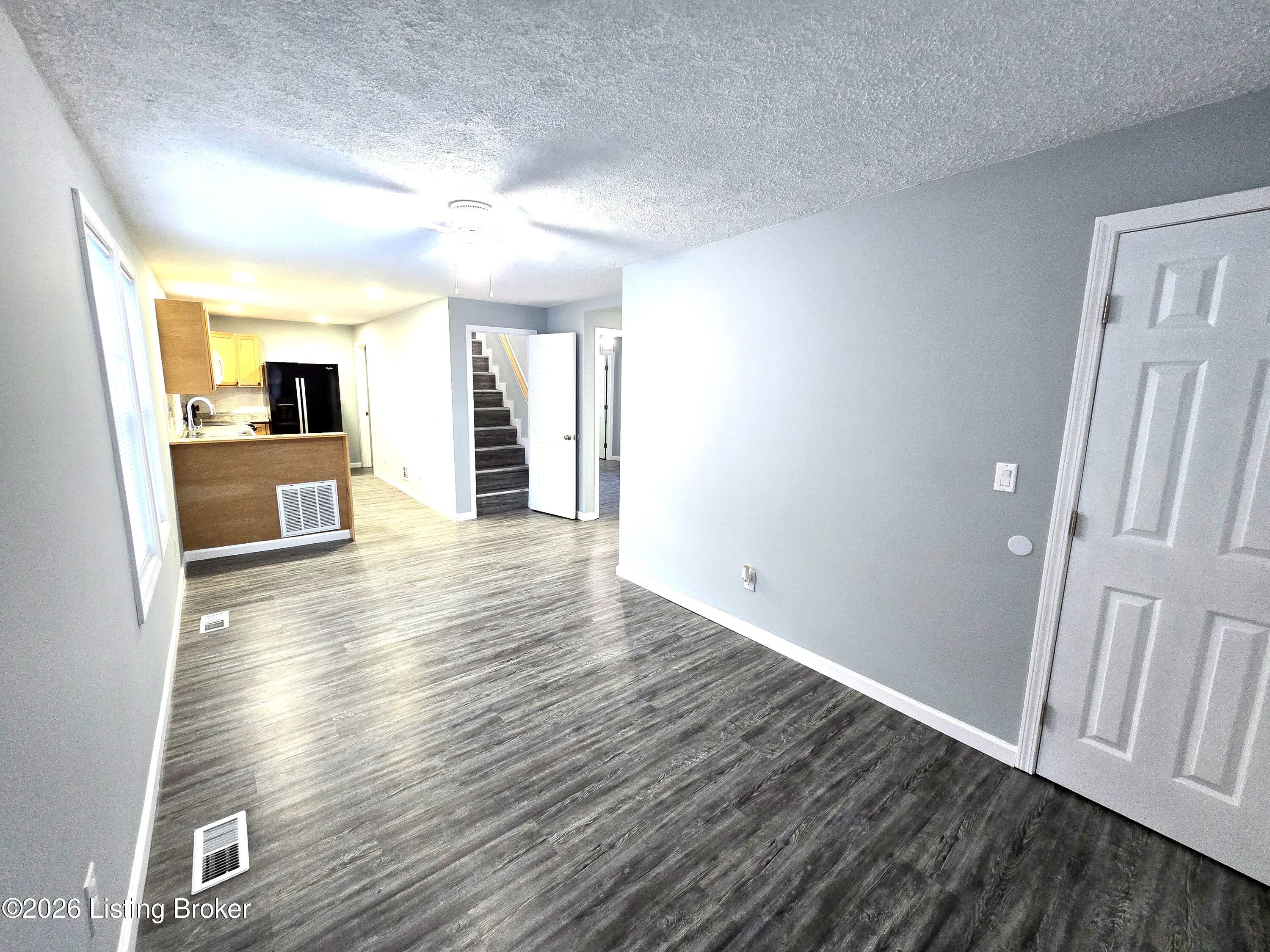 1209 Bicknell Ave Property Photo 10