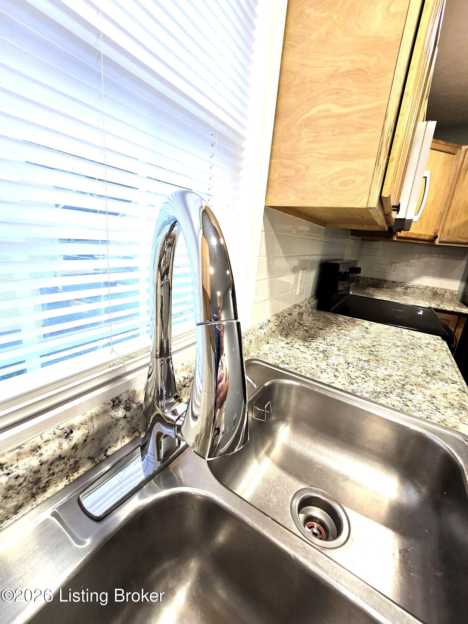 1209 Bicknell Ave Property Photo 28