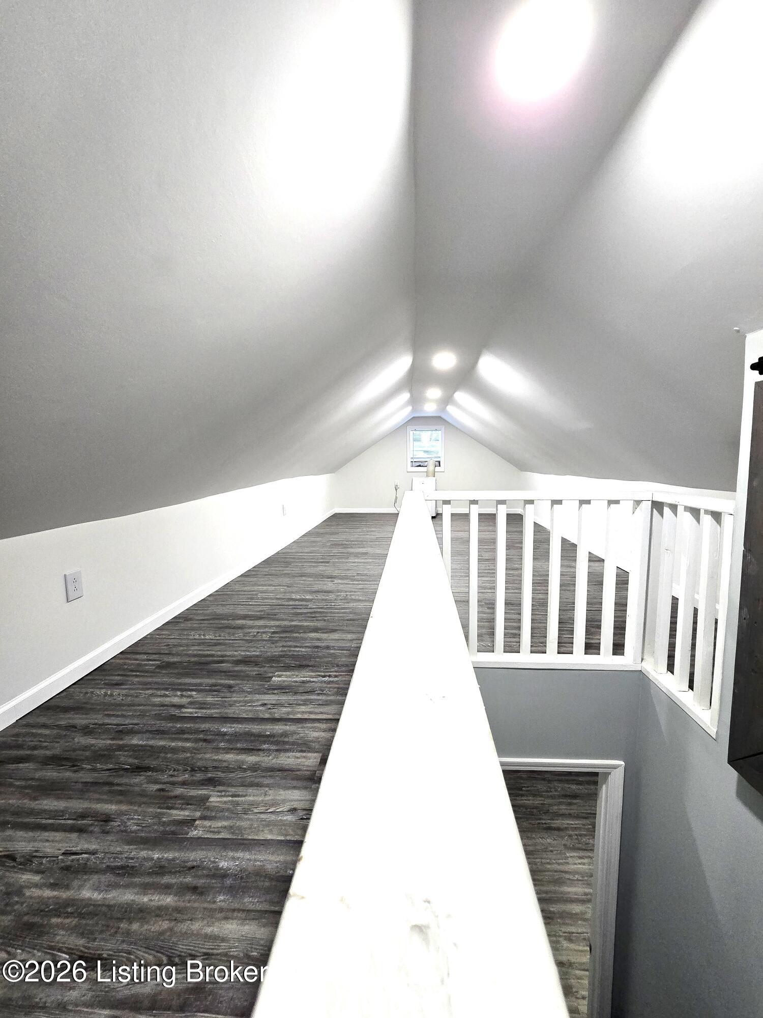 1209 Bicknell Ave Property Photo 34