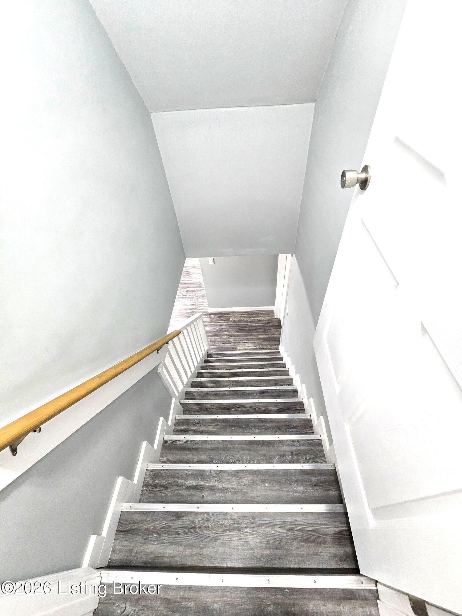 1209 Bicknell Ave Property Photo 38