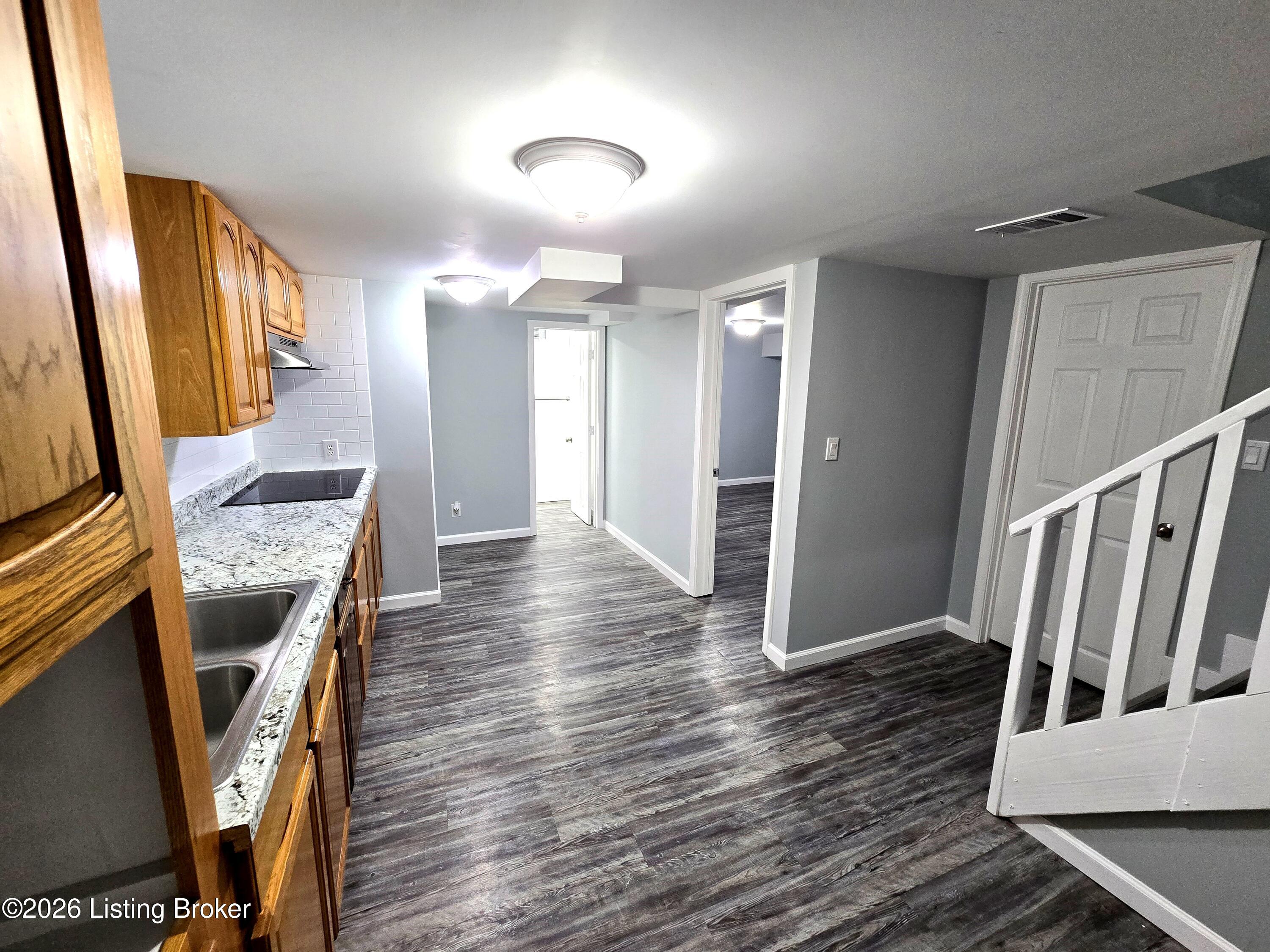 1209 Bicknell Ave Property Photo 42