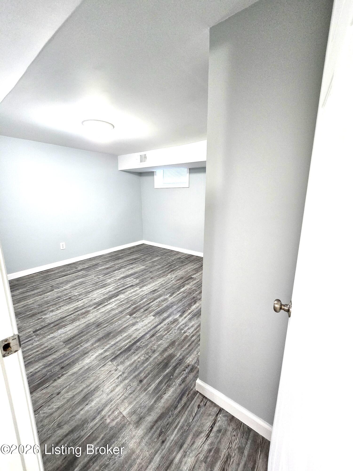1209 Bicknell Ave Property Photo 45
