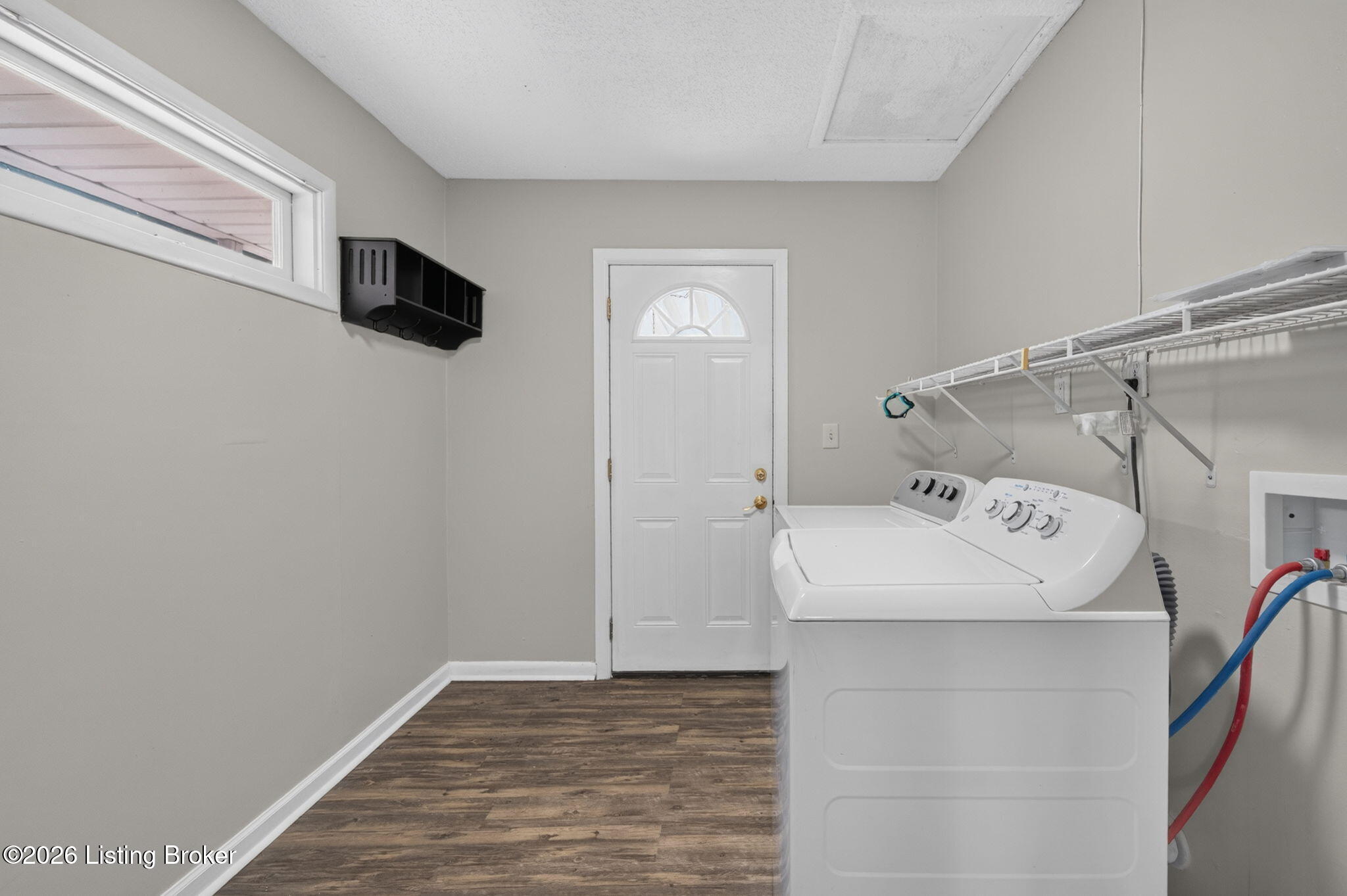 9221 Aristides Dr Property Photo 10