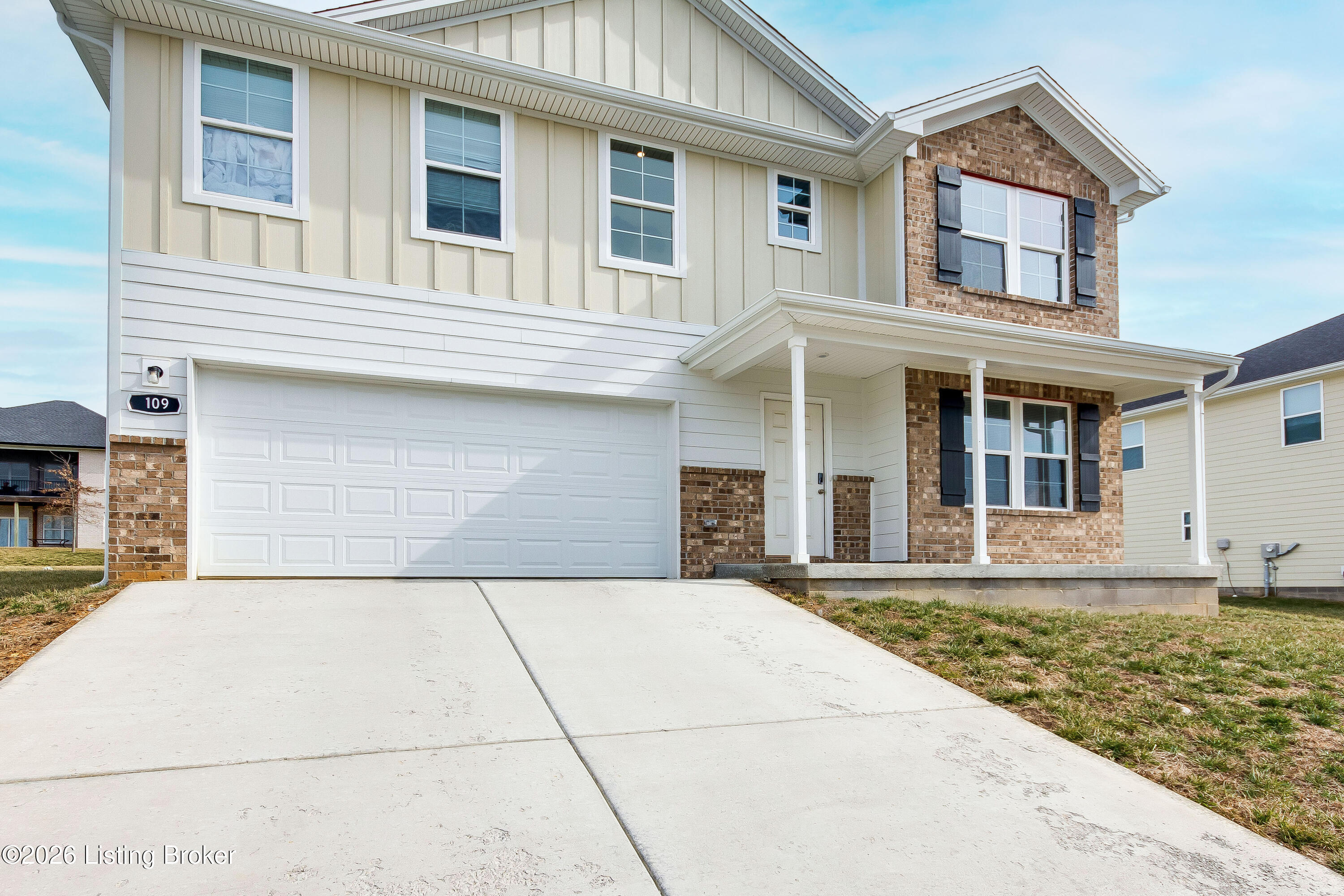 109 Elegance Way Property Photo 7
