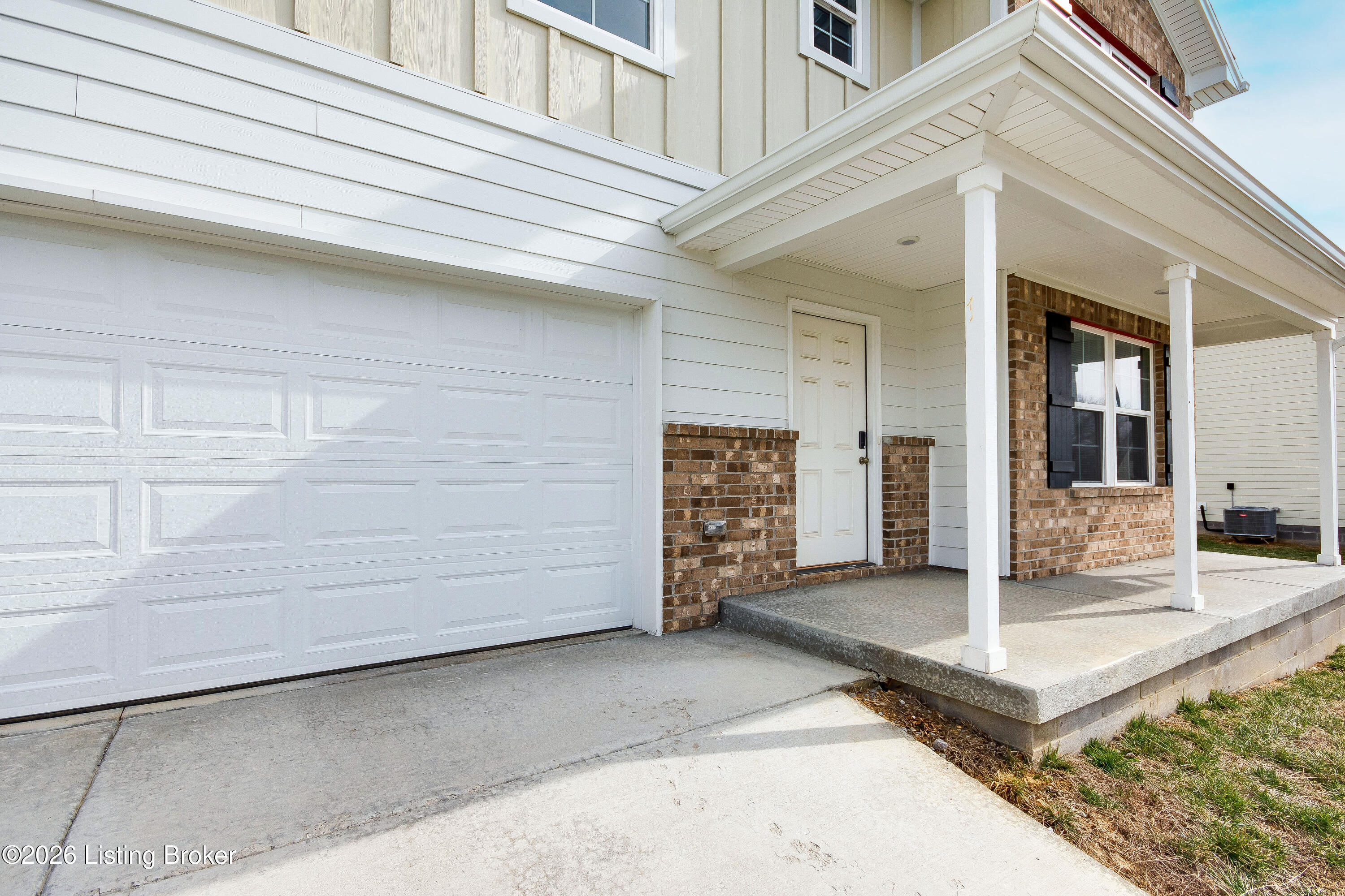 109 Elegance Way Property Photo 9