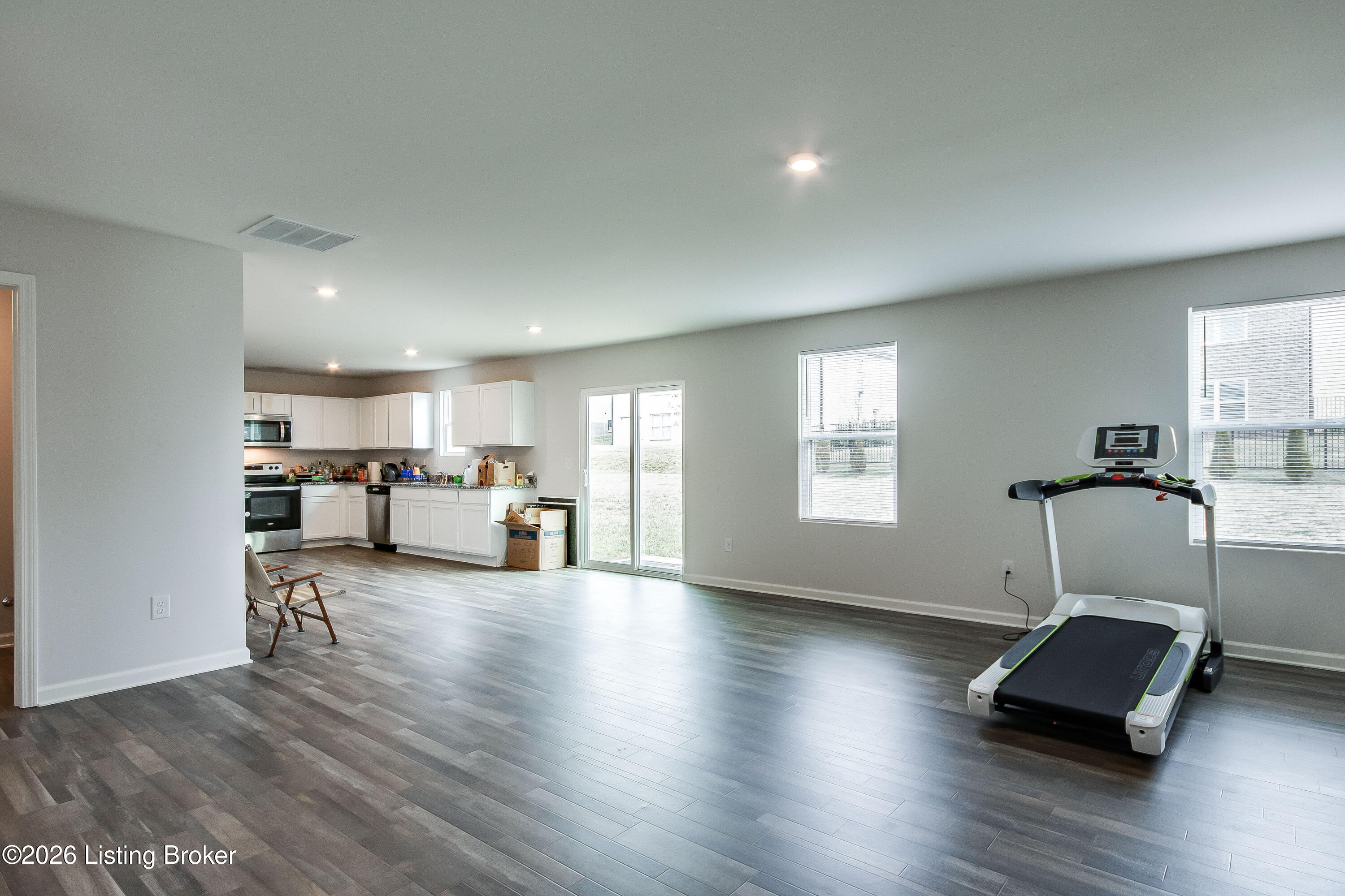 109 Elegance Way Property Photo 21