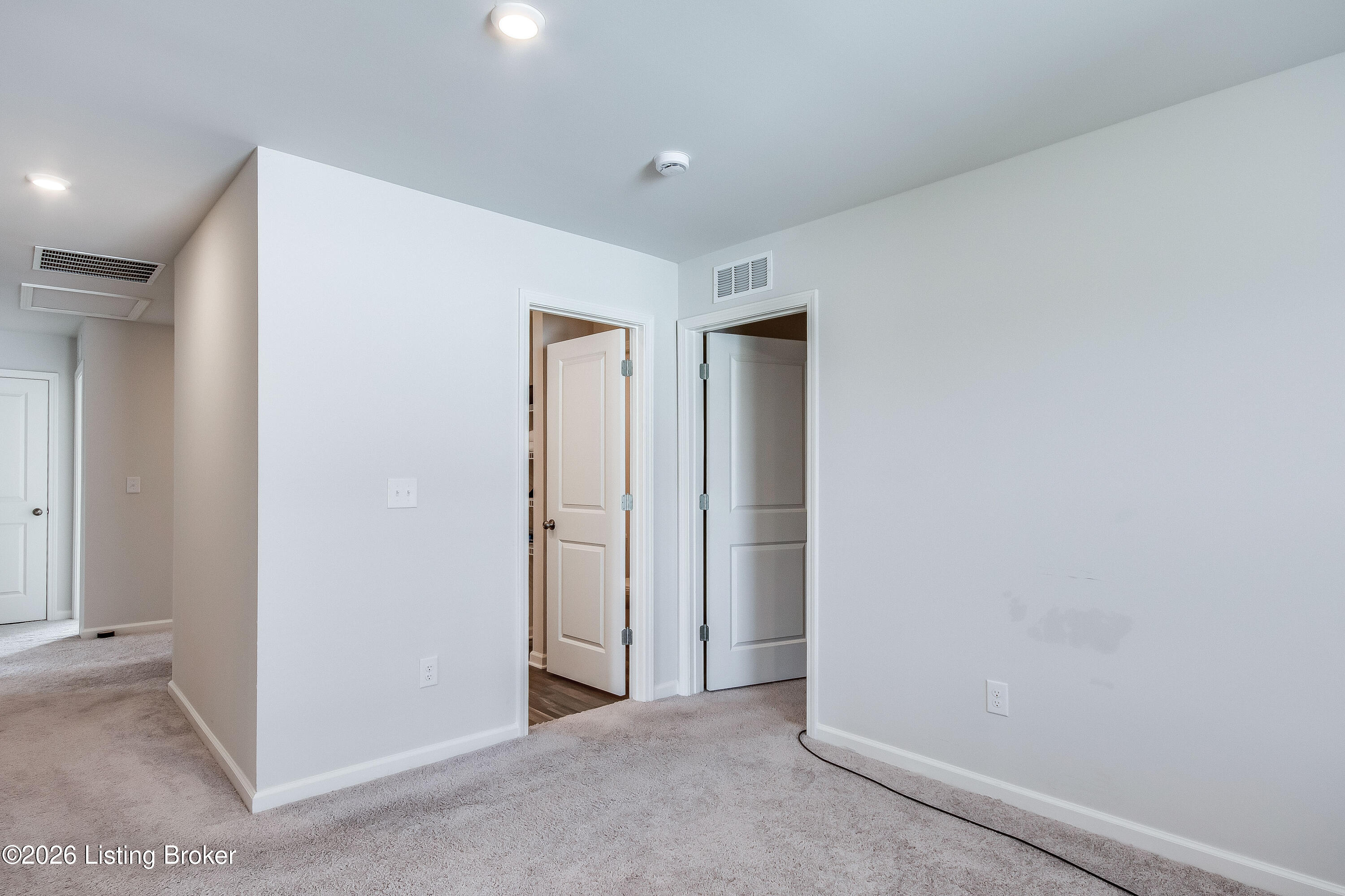 109 Elegance Way Property Photo 41