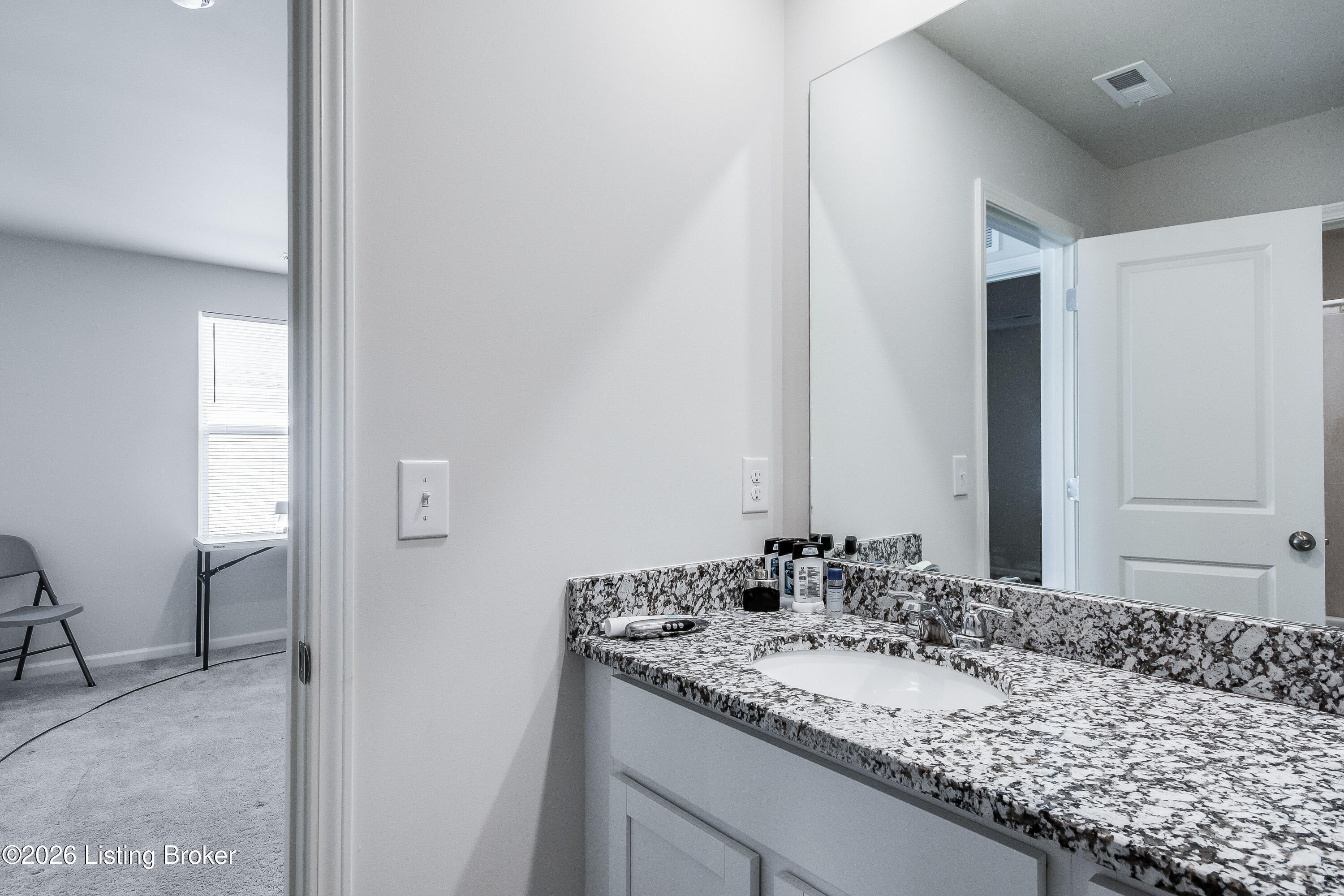 109 Elegance Way Property Photo 44