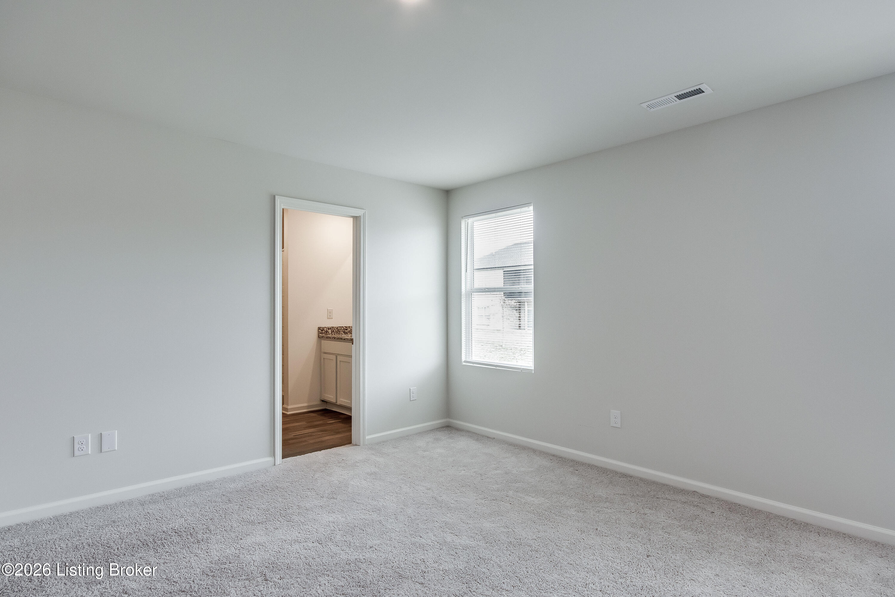109 Elegance Way Property Photo 52