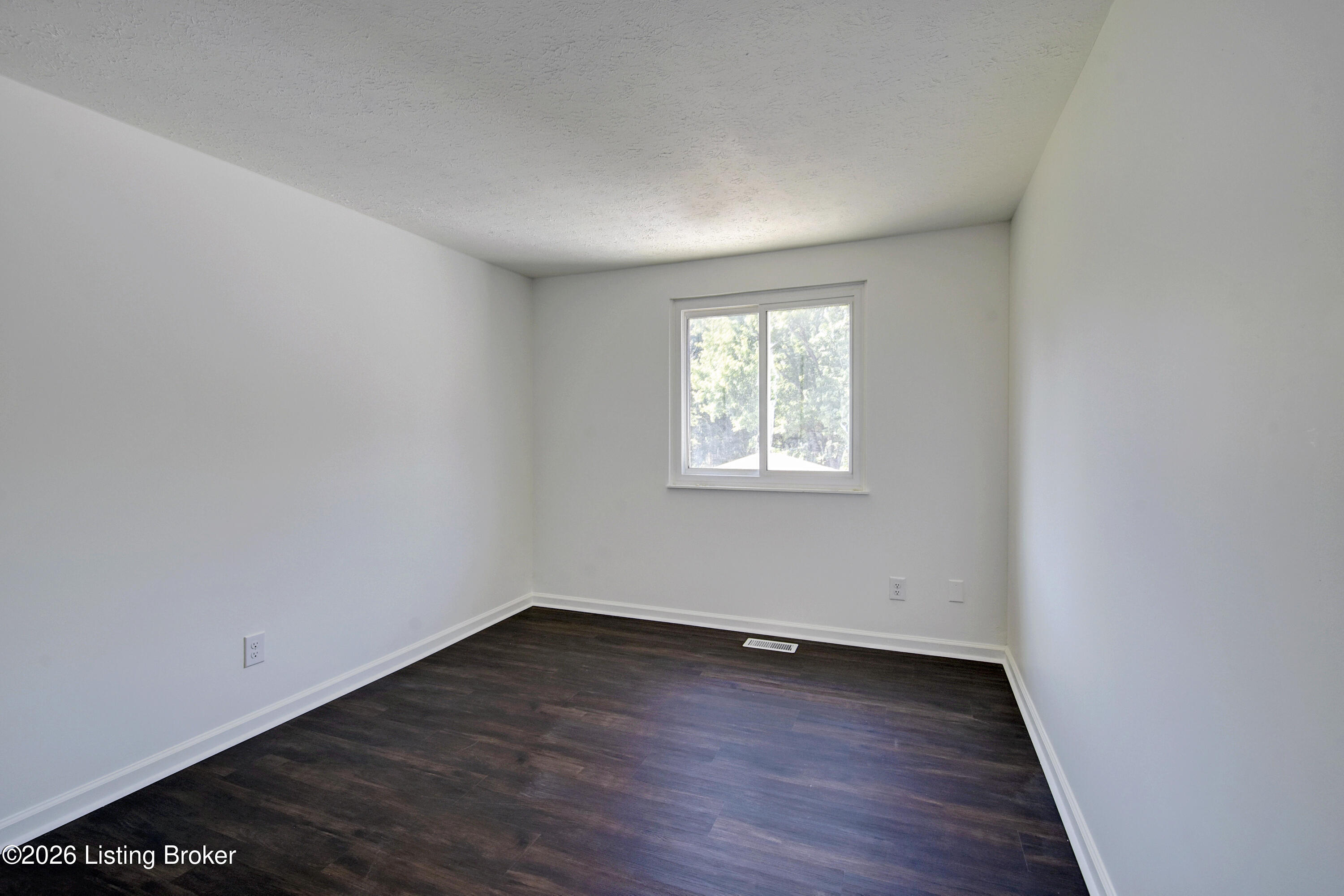 9310 Plumwood Pl Property Photo 12