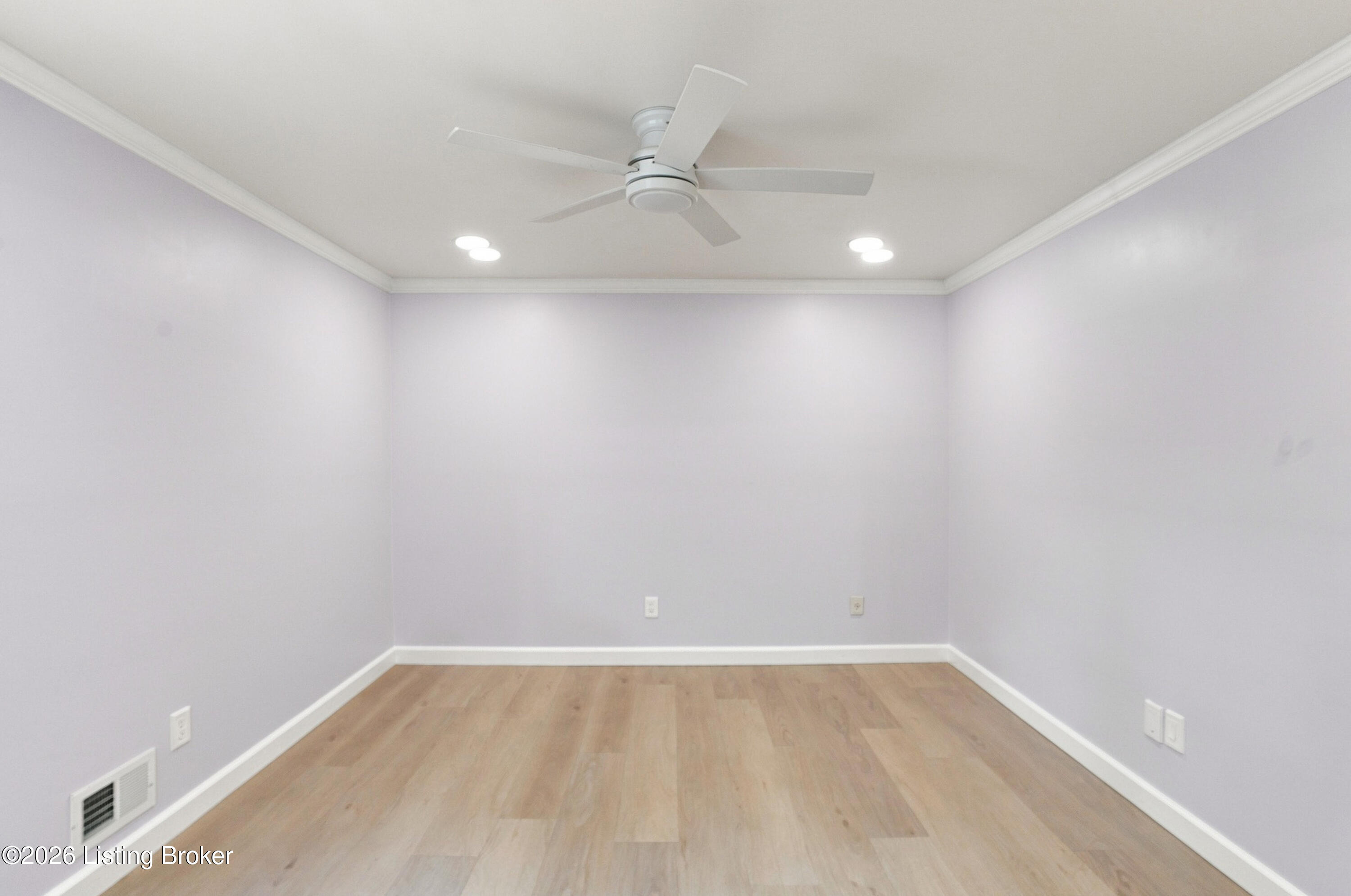 1010 Benton Ridge Dr Property Photo 11