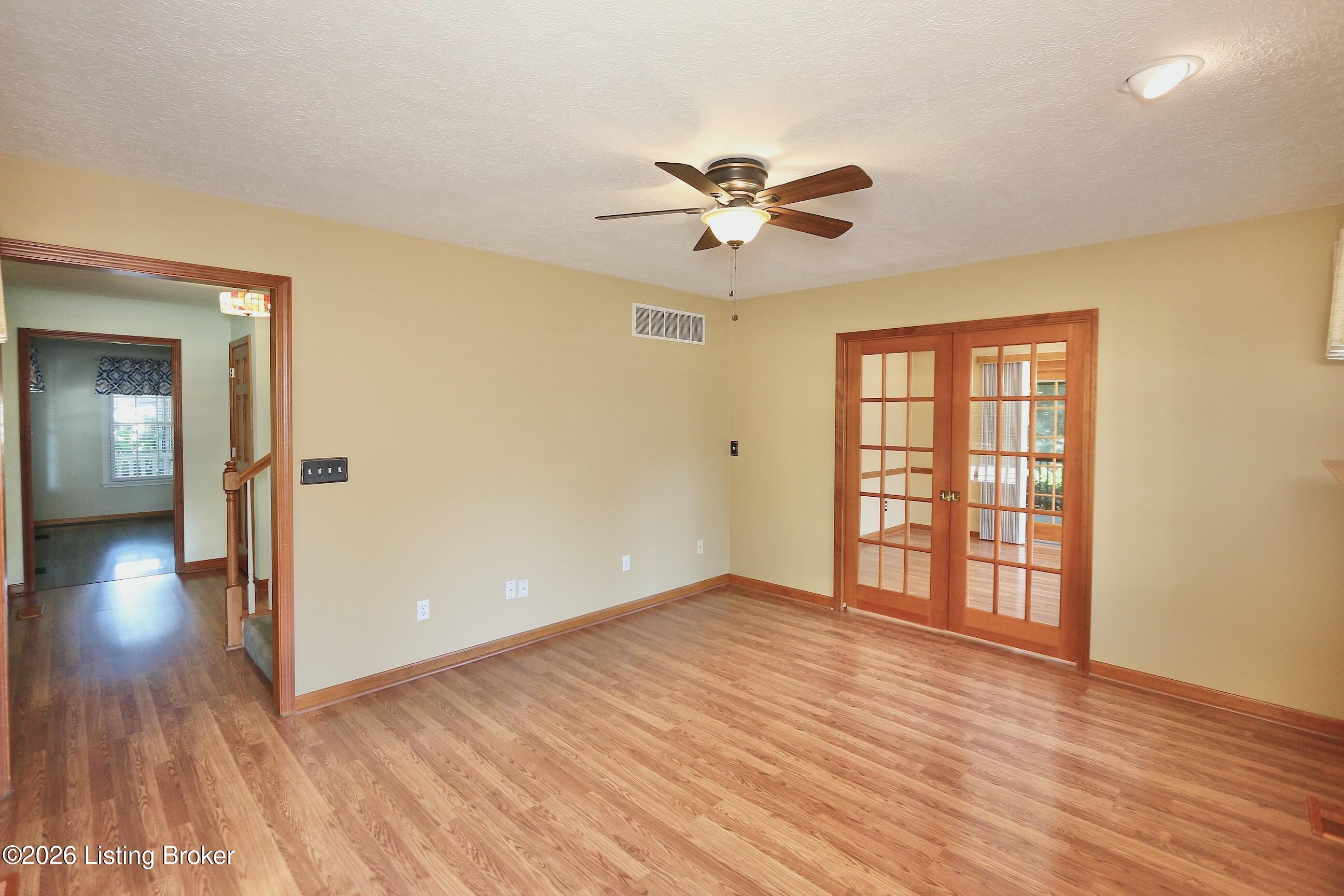 1052 Chapel Creek Trail Property Photo 20