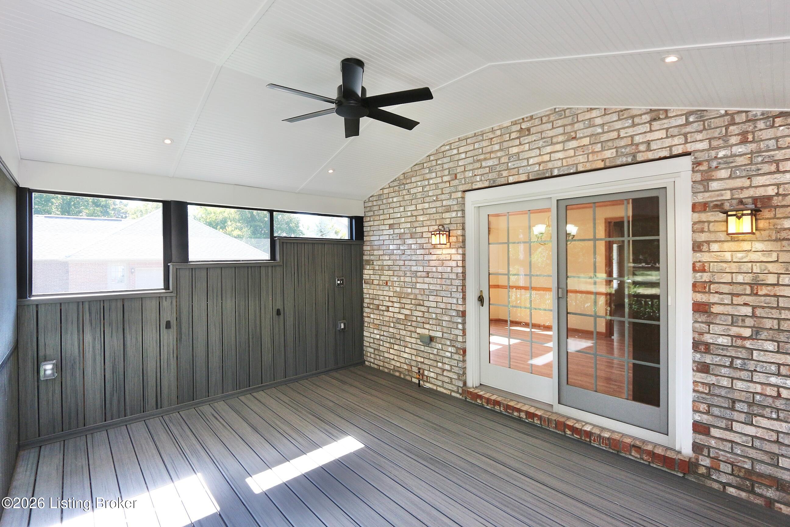 1052 Chapel Creek Trail Property Photo 28