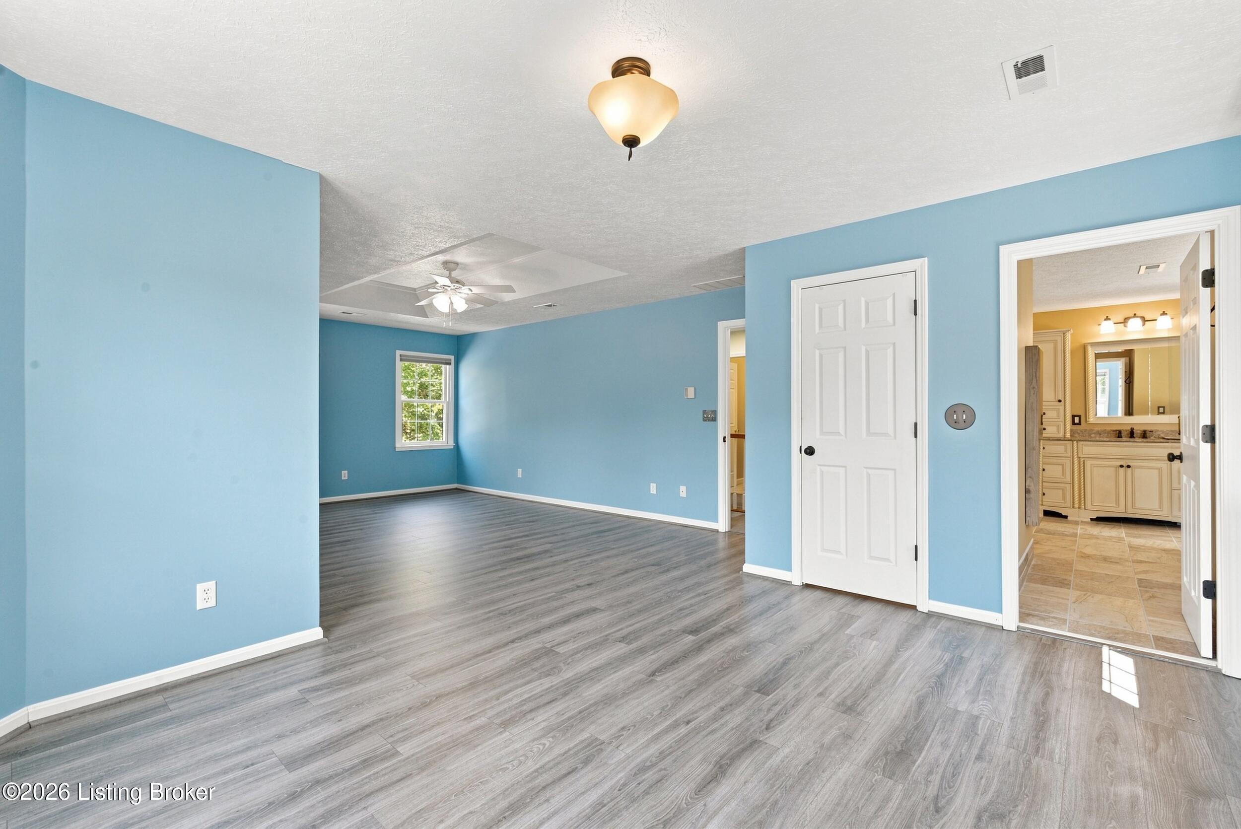 1052 Chapel Creek Trail Property Photo 35