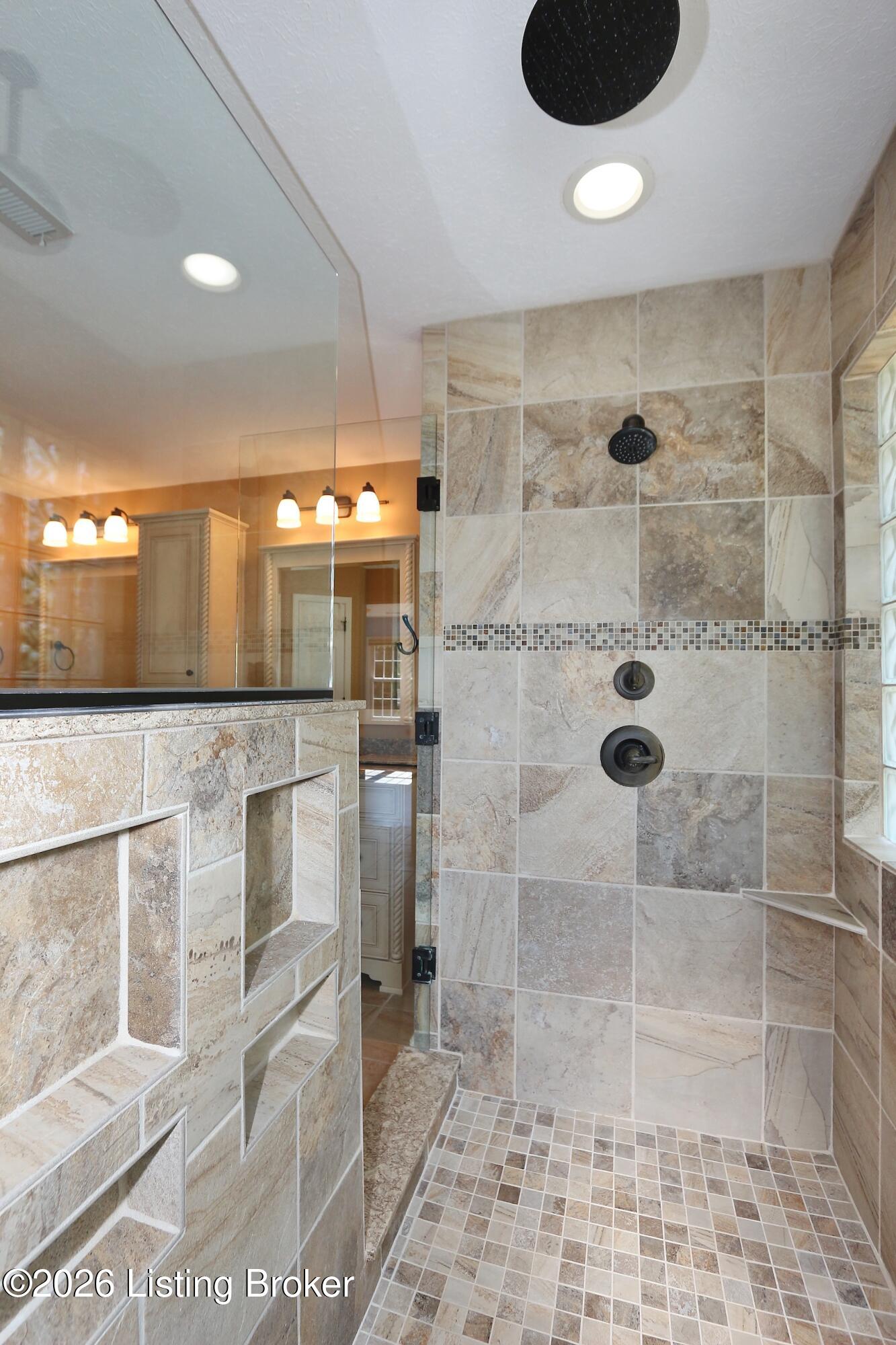 1052 Chapel Creek Trail Property Photo 40