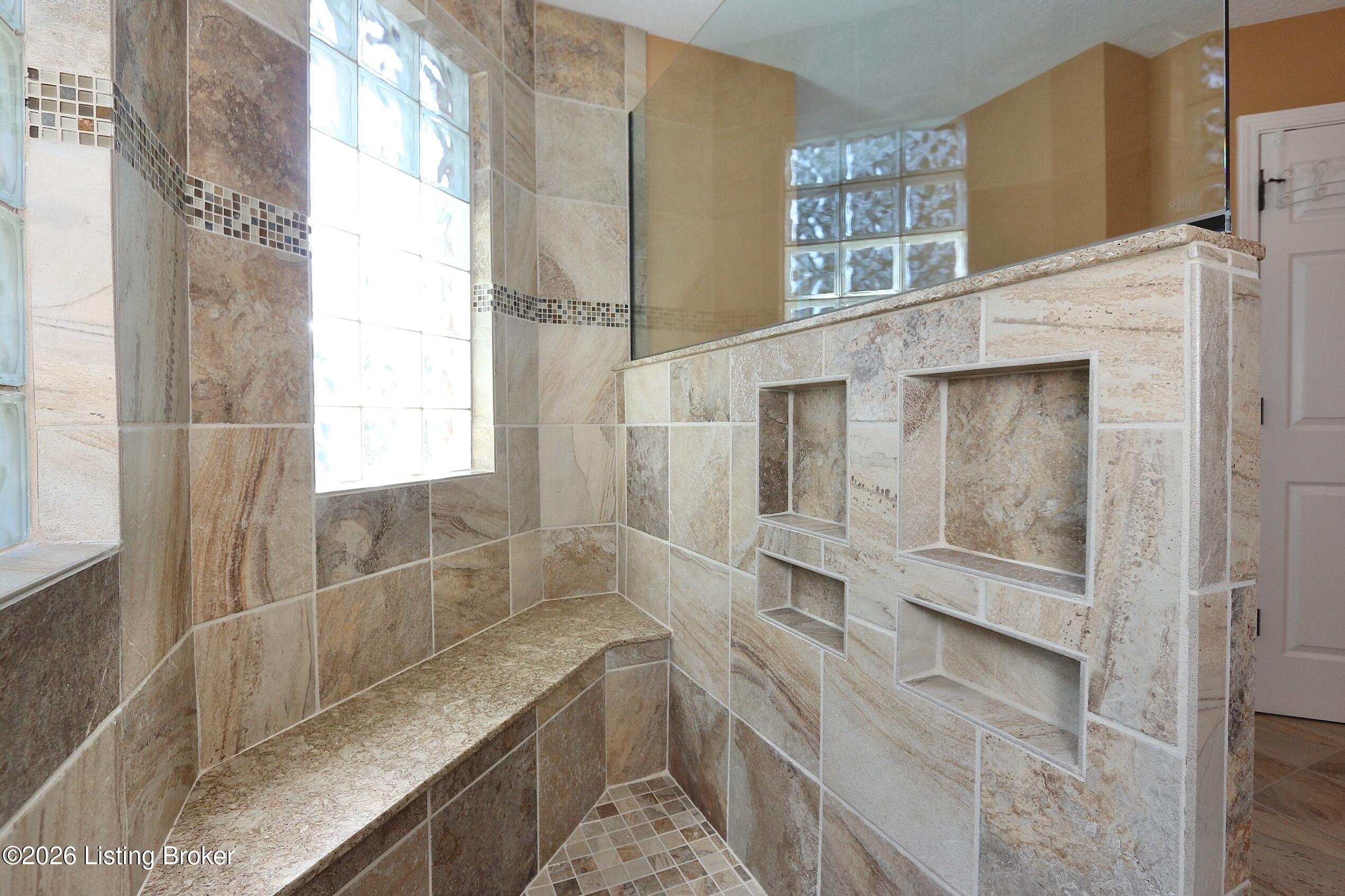 1052 Chapel Creek Trail Property Photo 41