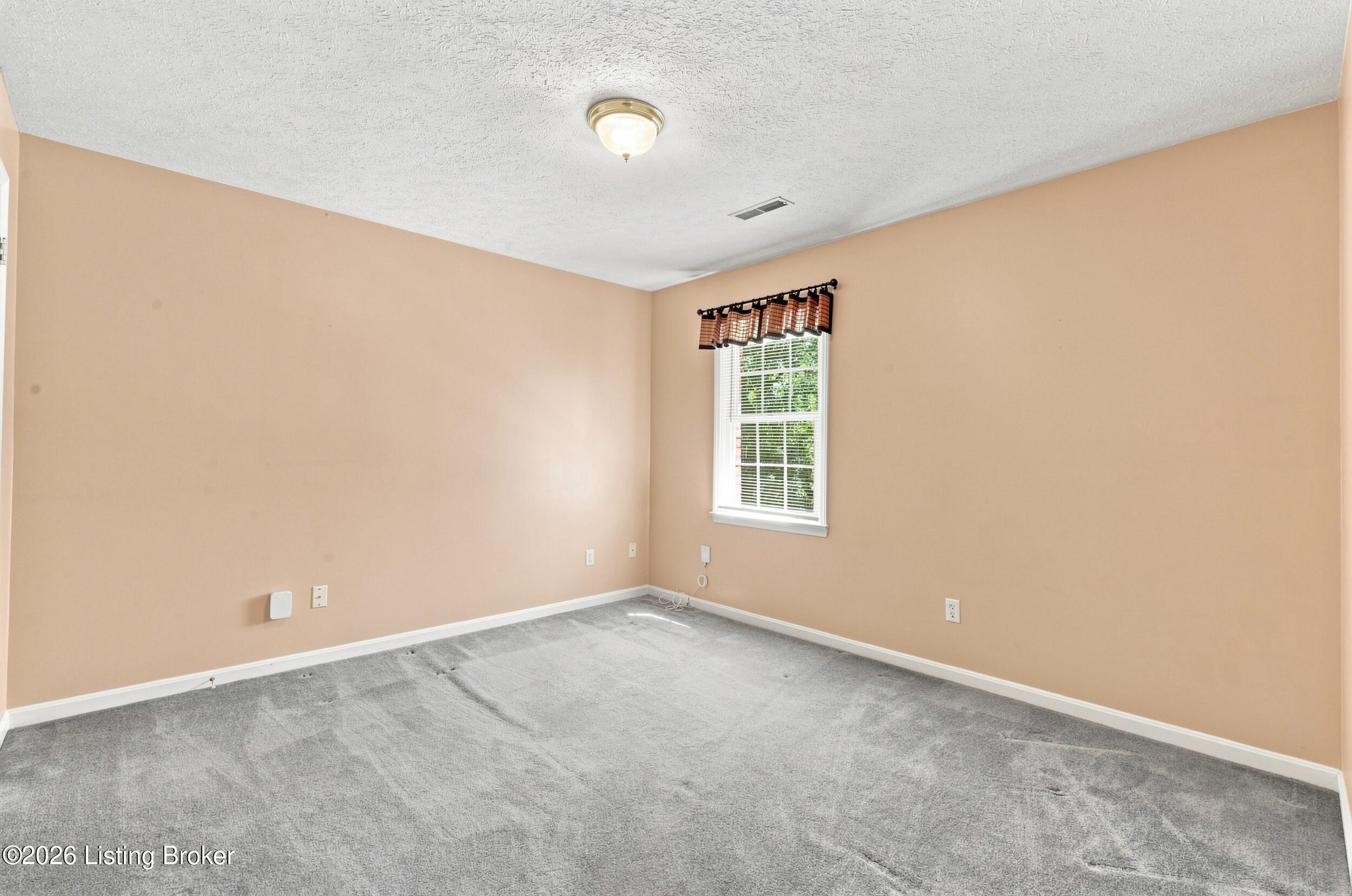 1052 Chapel Creek Trail Property Photo 48