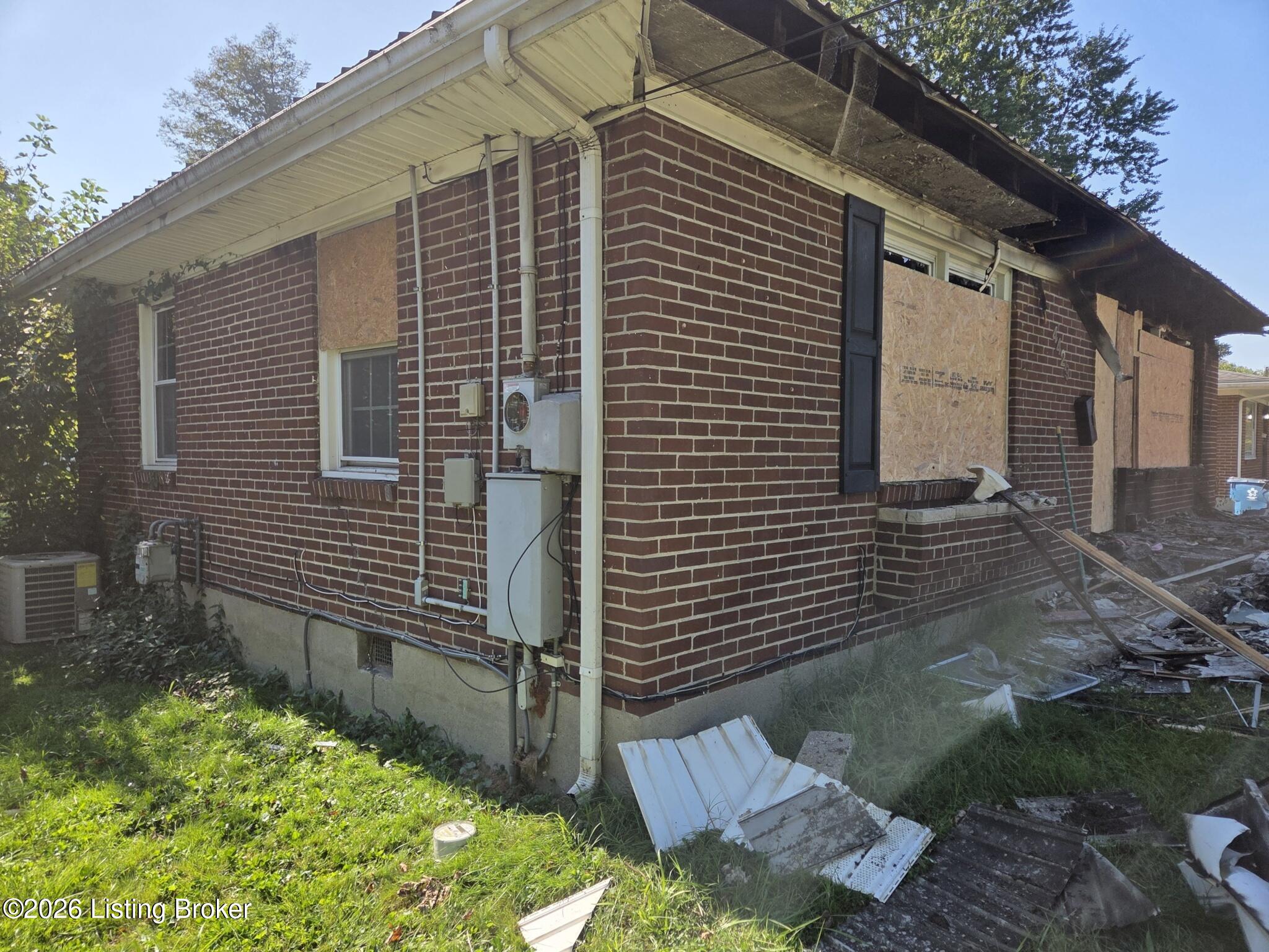 4429 Lynnview Dr Property Photo 5