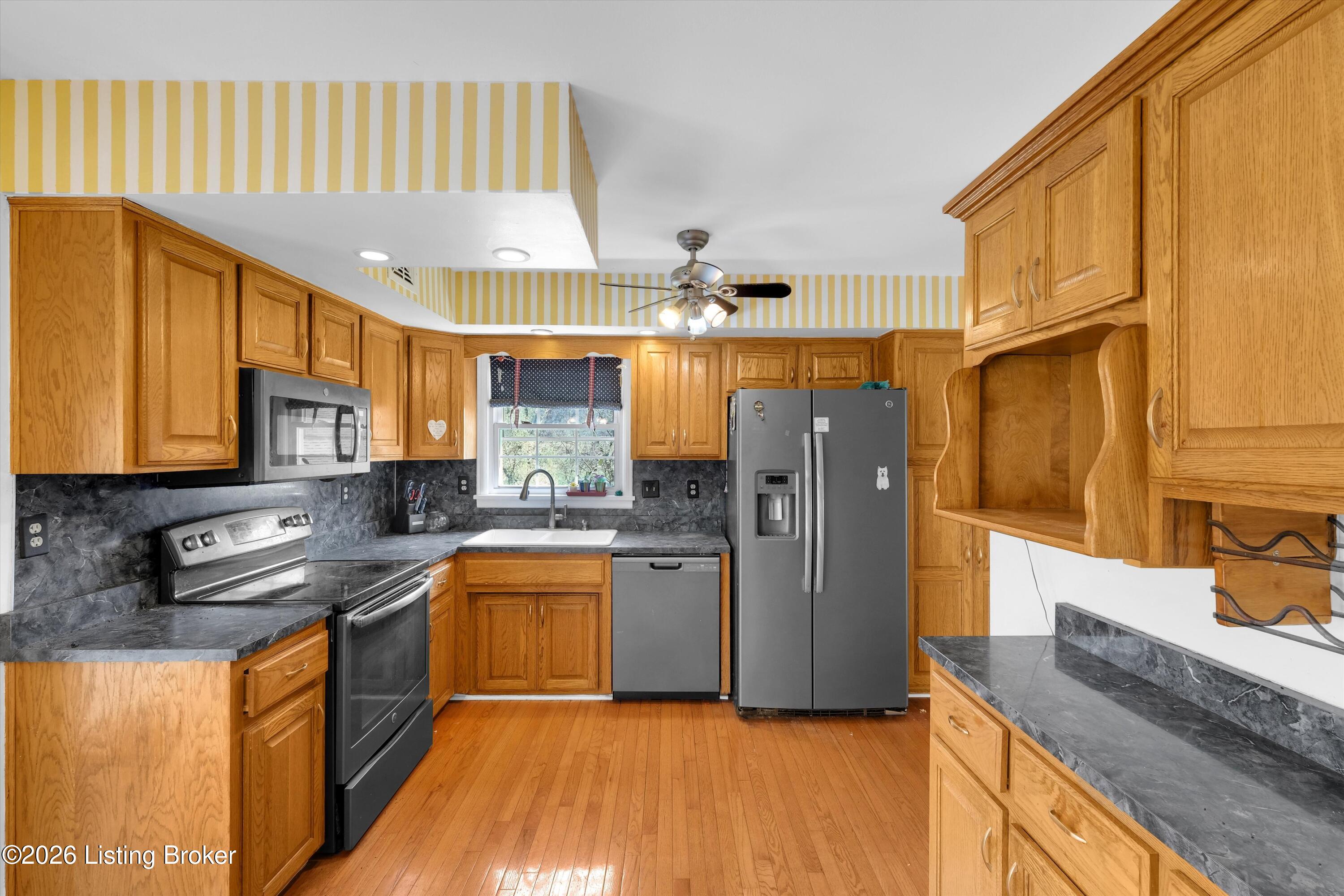5403 Wending Ct Property Photo 8